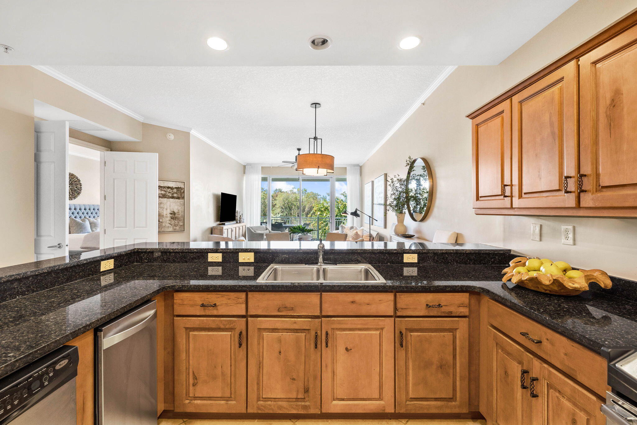 ALEXANDER AT PALM COURT - Residential