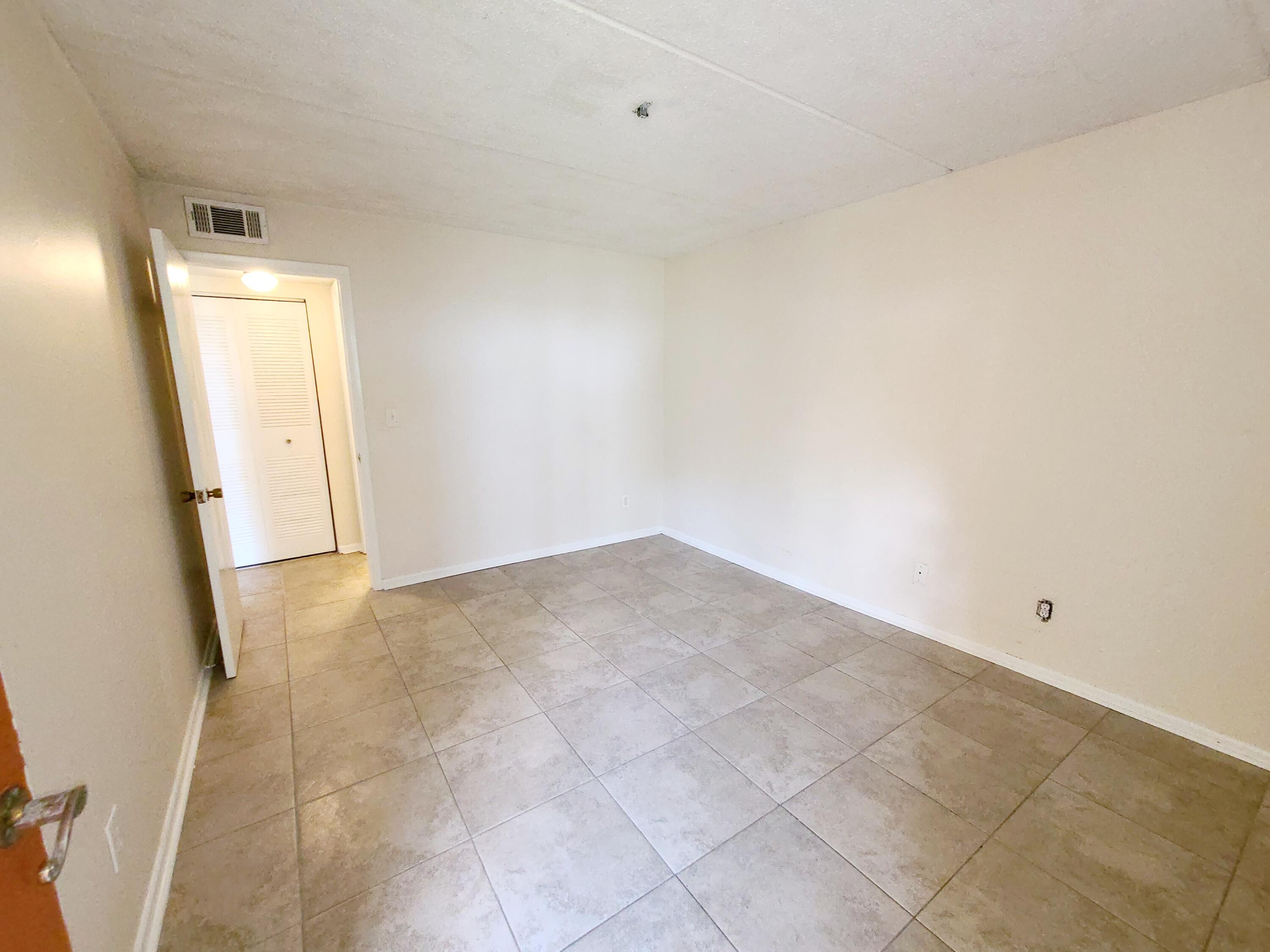 CEDARS CONDO - Residential