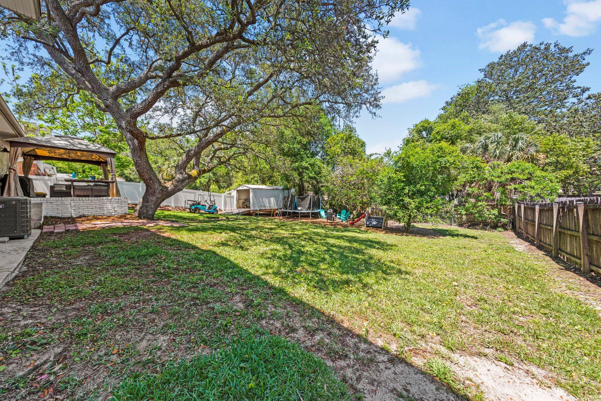 BAYOU WOODS - Residential