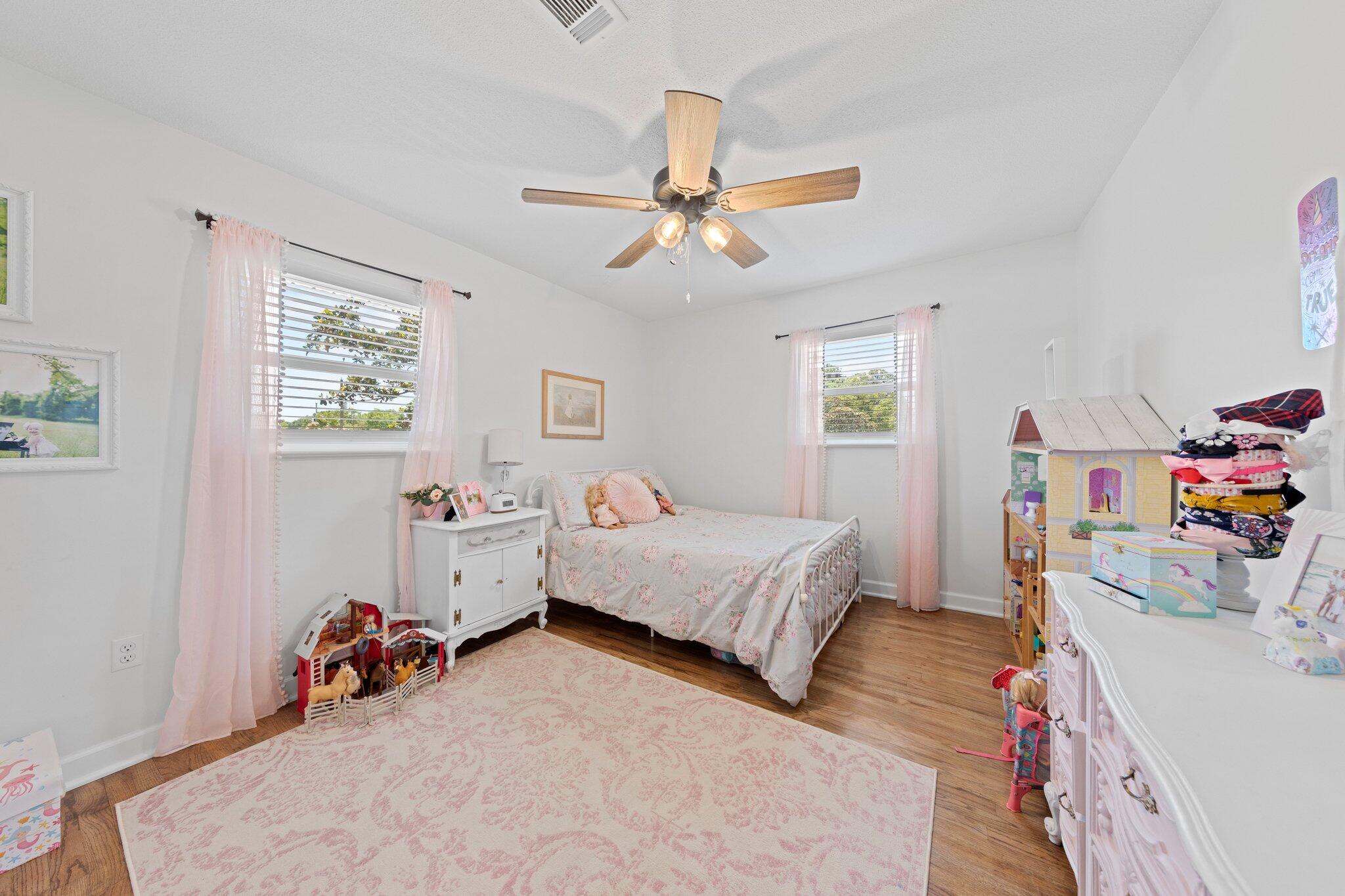 BAYOU WOODS - Residential