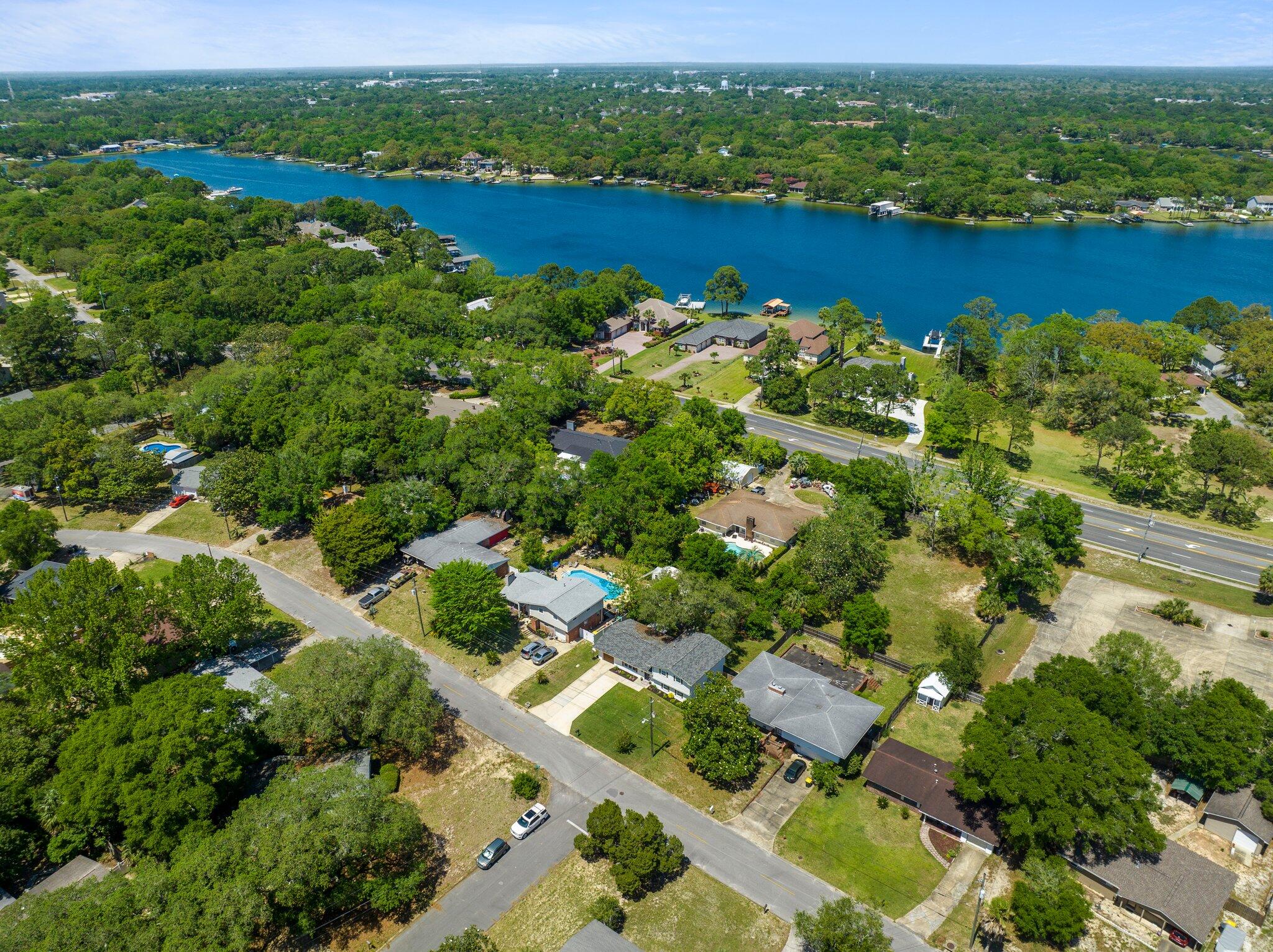 BAYOU WOODS - Residential