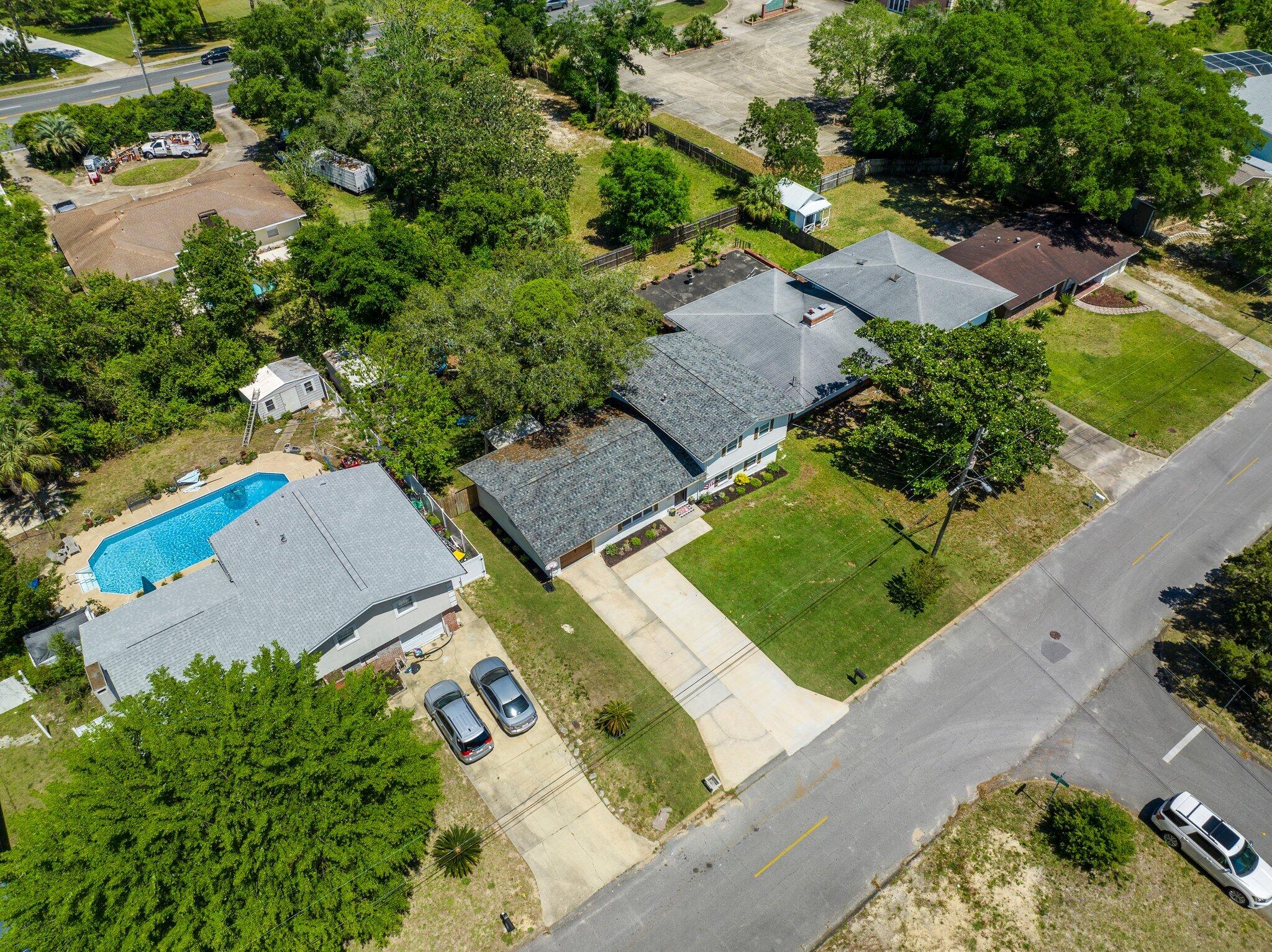 BAYOU WOODS - Residential