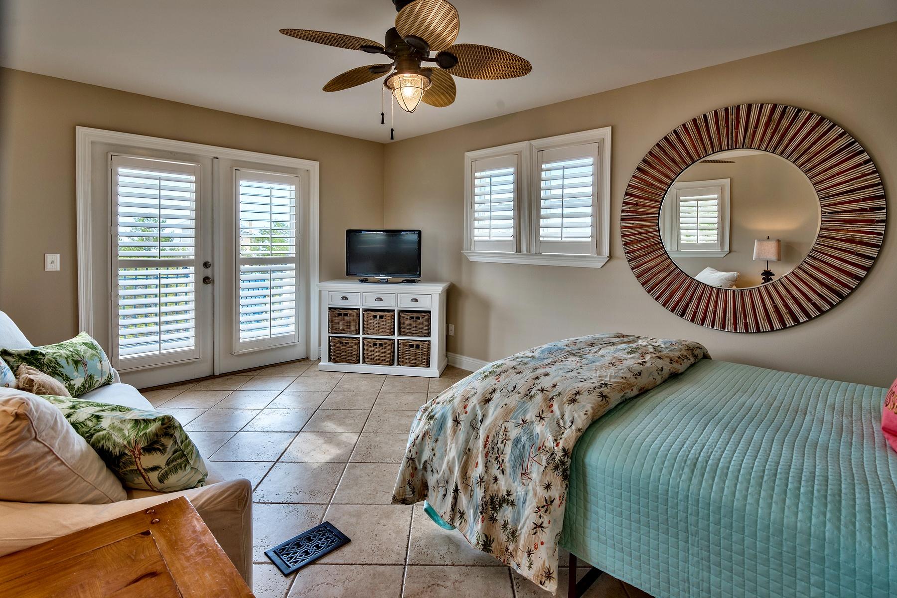 SEACREST BEACH - Residential