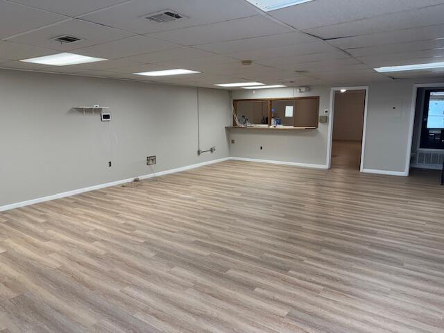 This 1,100 sq. ft. unit is perfectly situated on a high-traffic street, offering excellent visibility and accessibility for your business. The space will feature brand-new flooring and fresh paint throughout, giving it a clean, updated look.