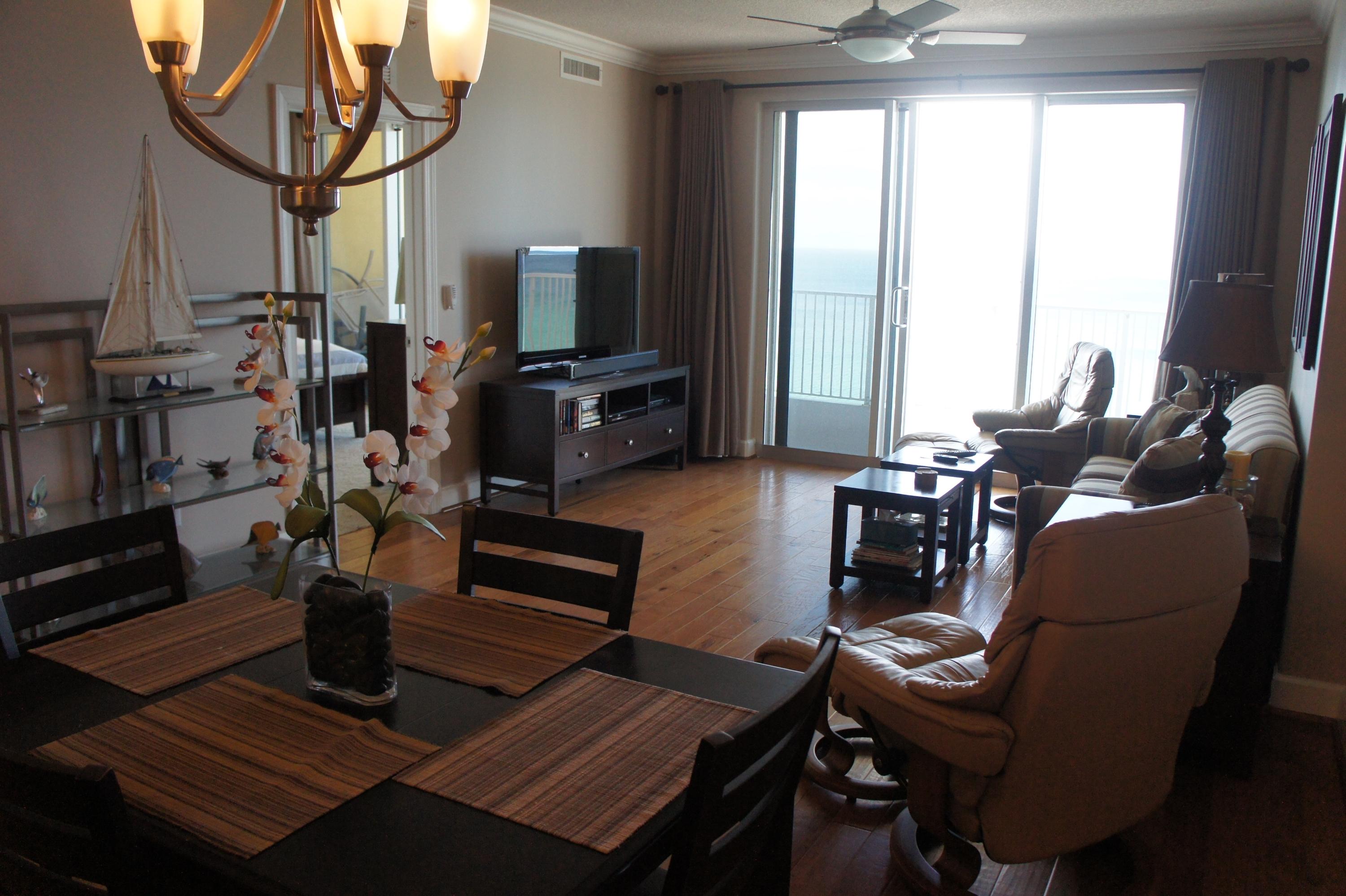 TROPIC WINDS - Residential