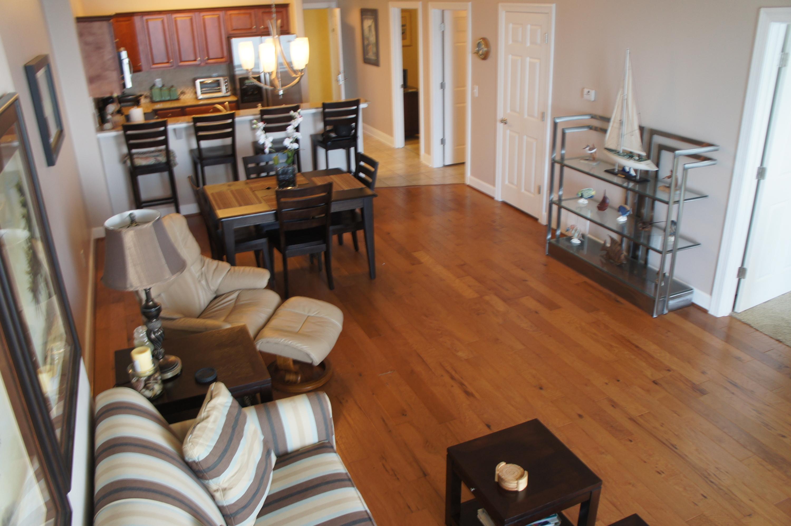 TROPIC WINDS - Residential