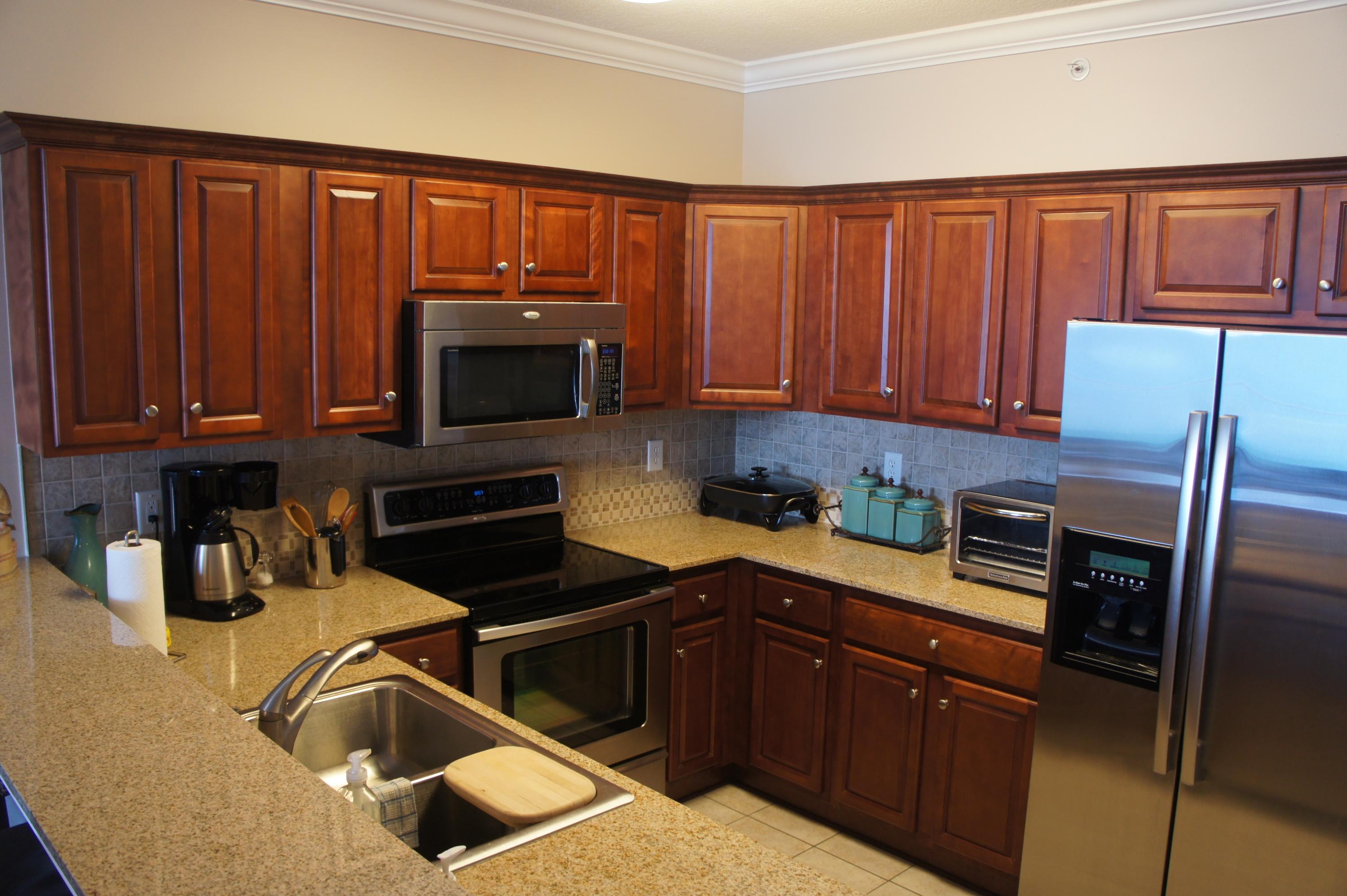 TROPIC WINDS - Residential