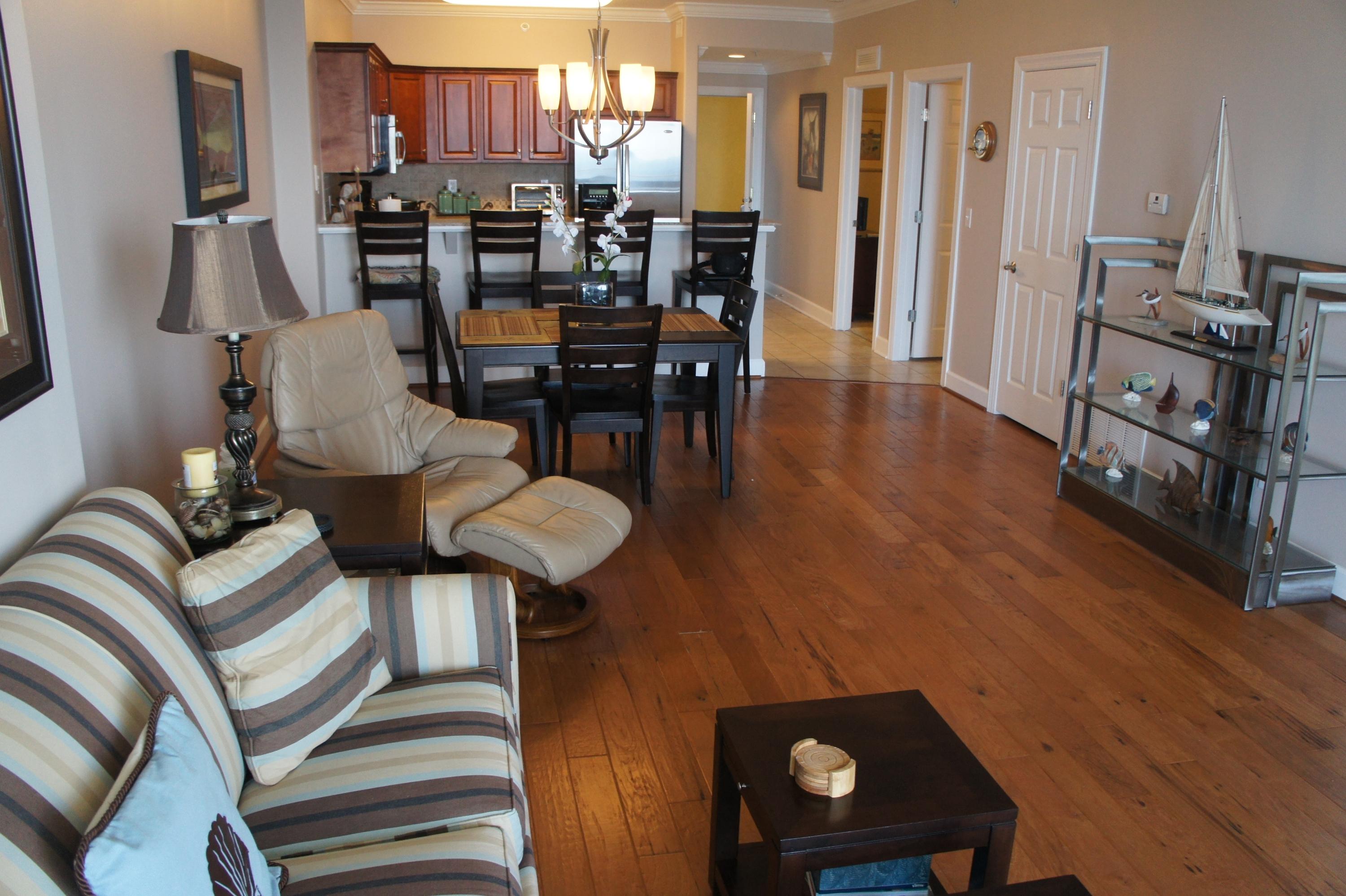 TROPIC WINDS - Residential