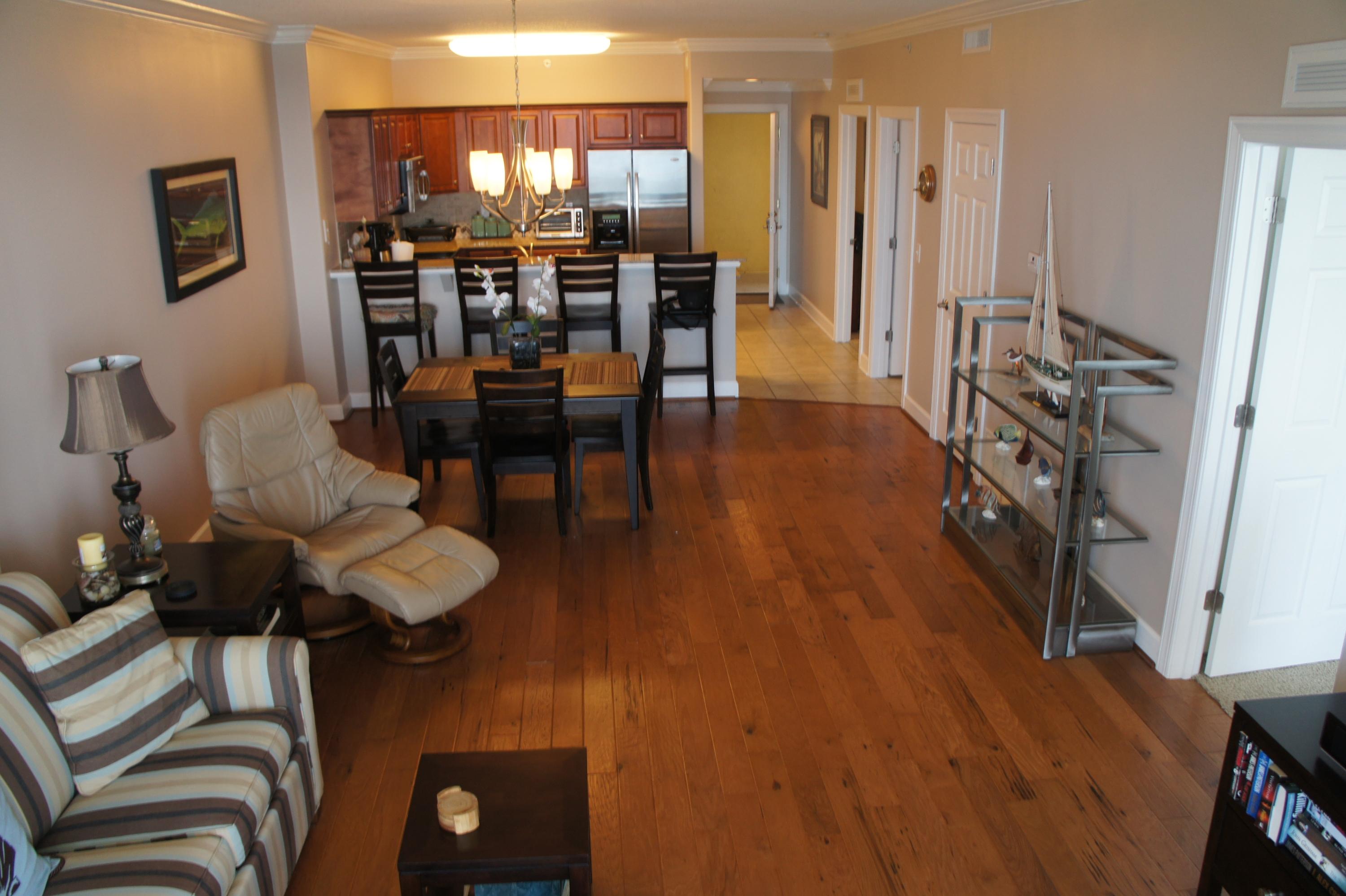 TROPIC WINDS - Residential