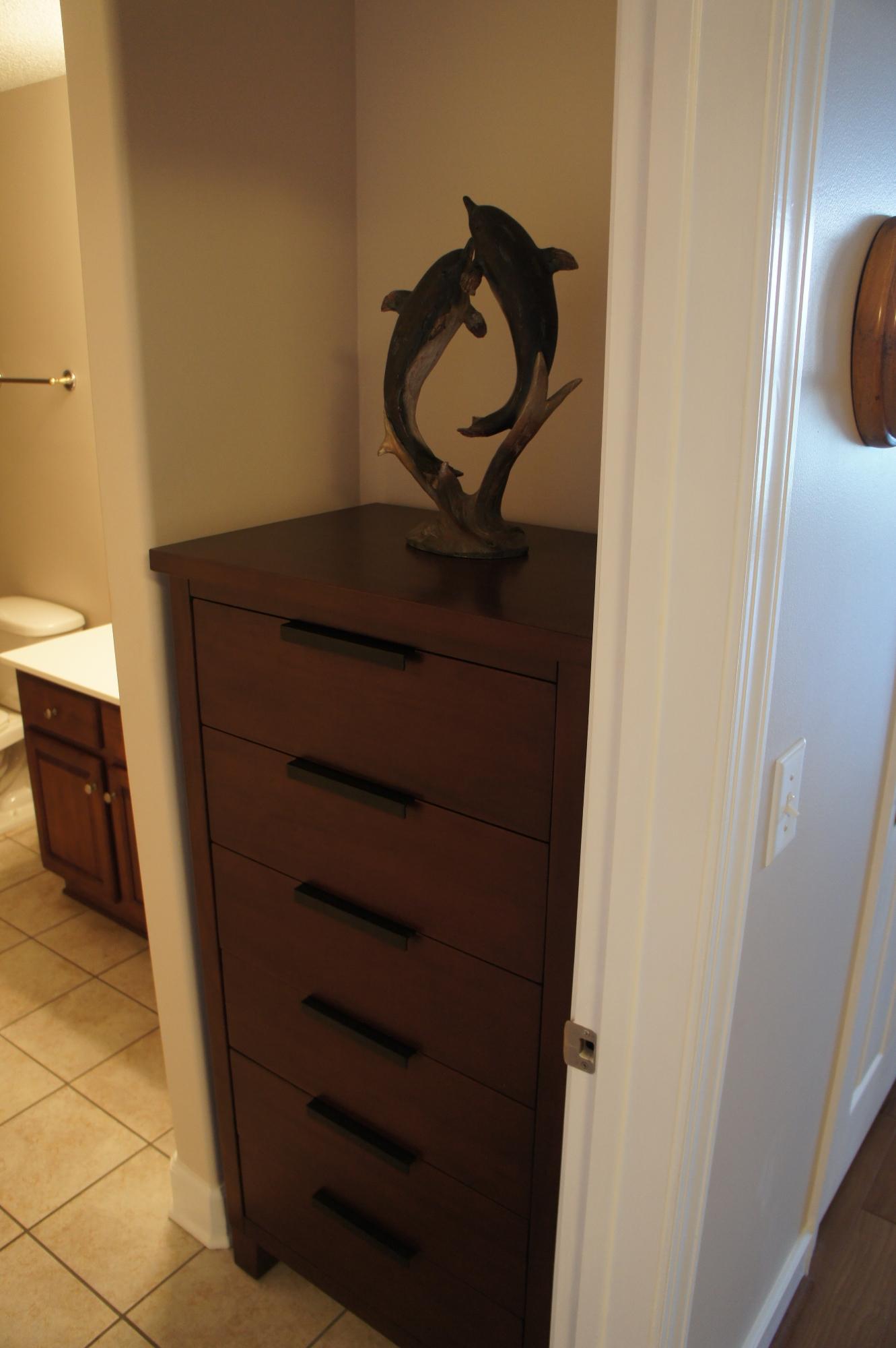 TROPIC WINDS - Residential