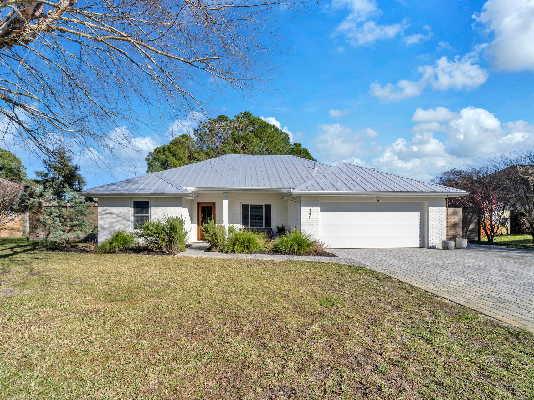 HOLIDAY SHORES ESTATES - Residential