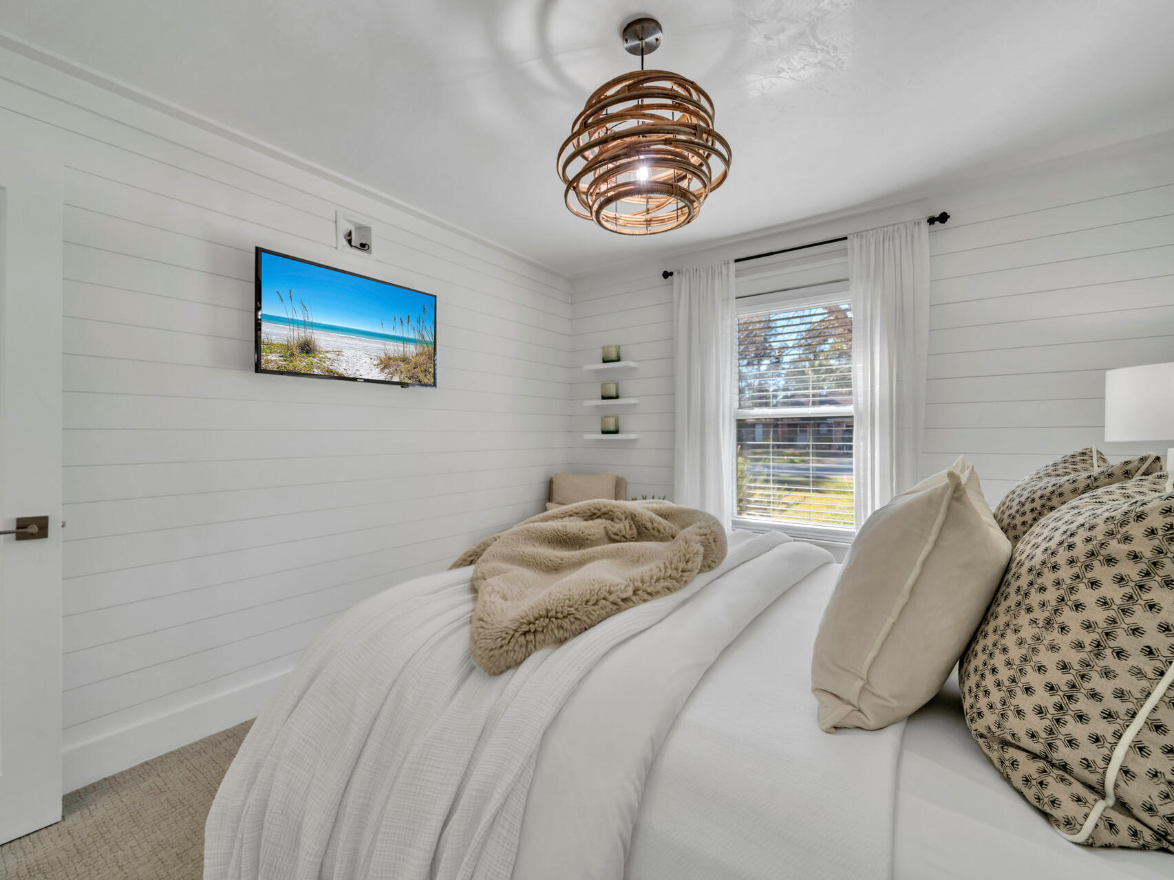 HOLIDAY SHORES ESTATES - Residential