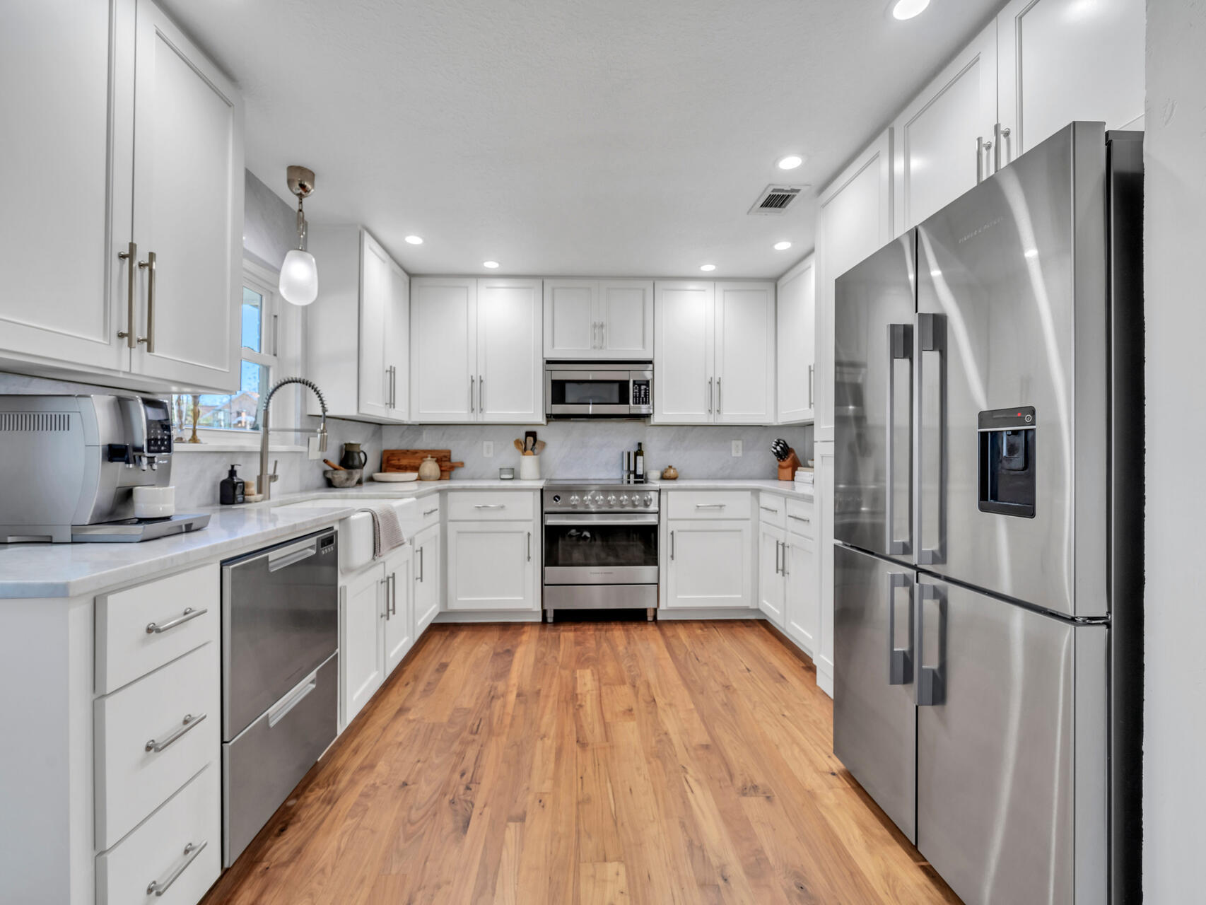 HOLIDAY SHORES ESTATES - Residential