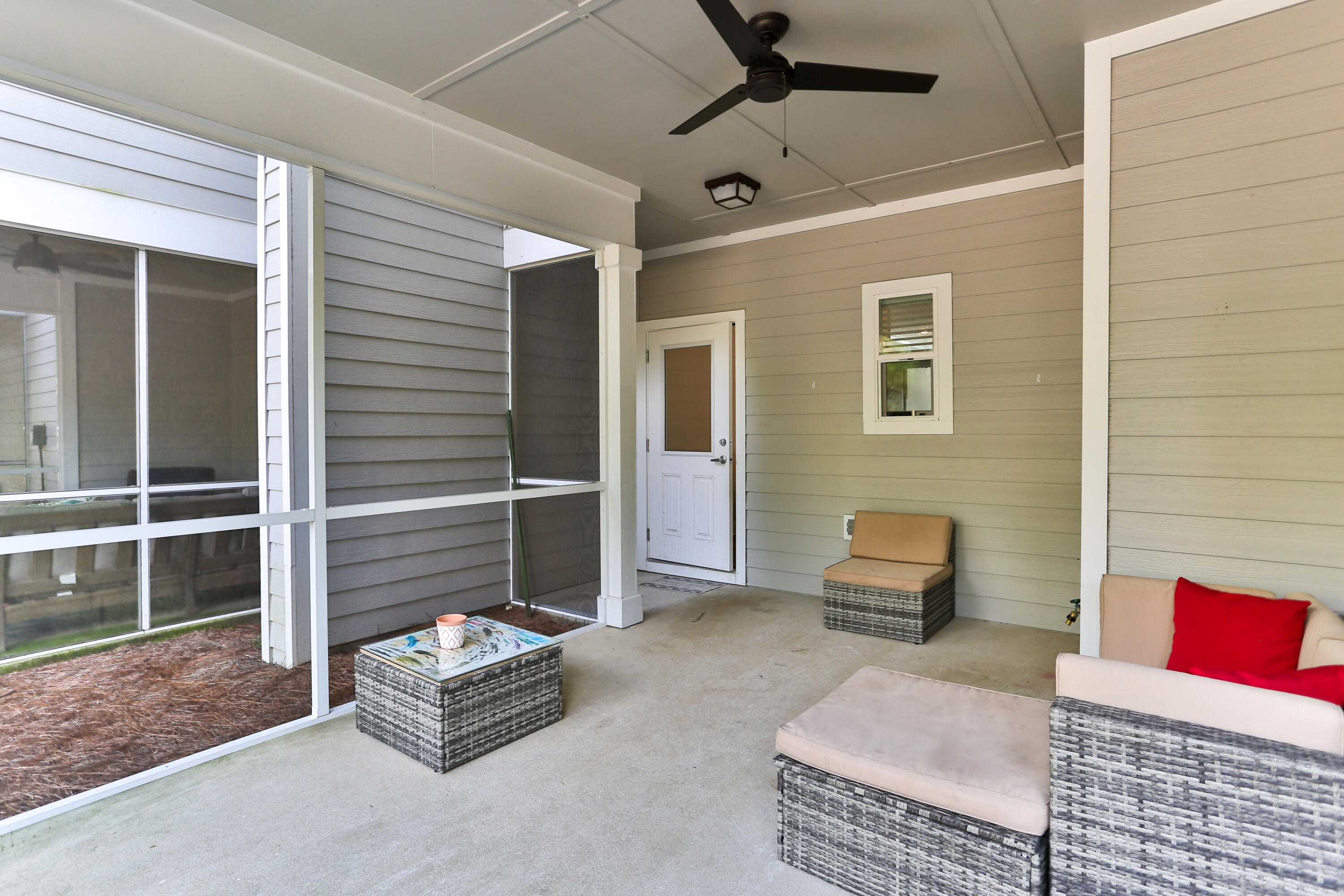 VERANDAS AT FREEPORT - Residential