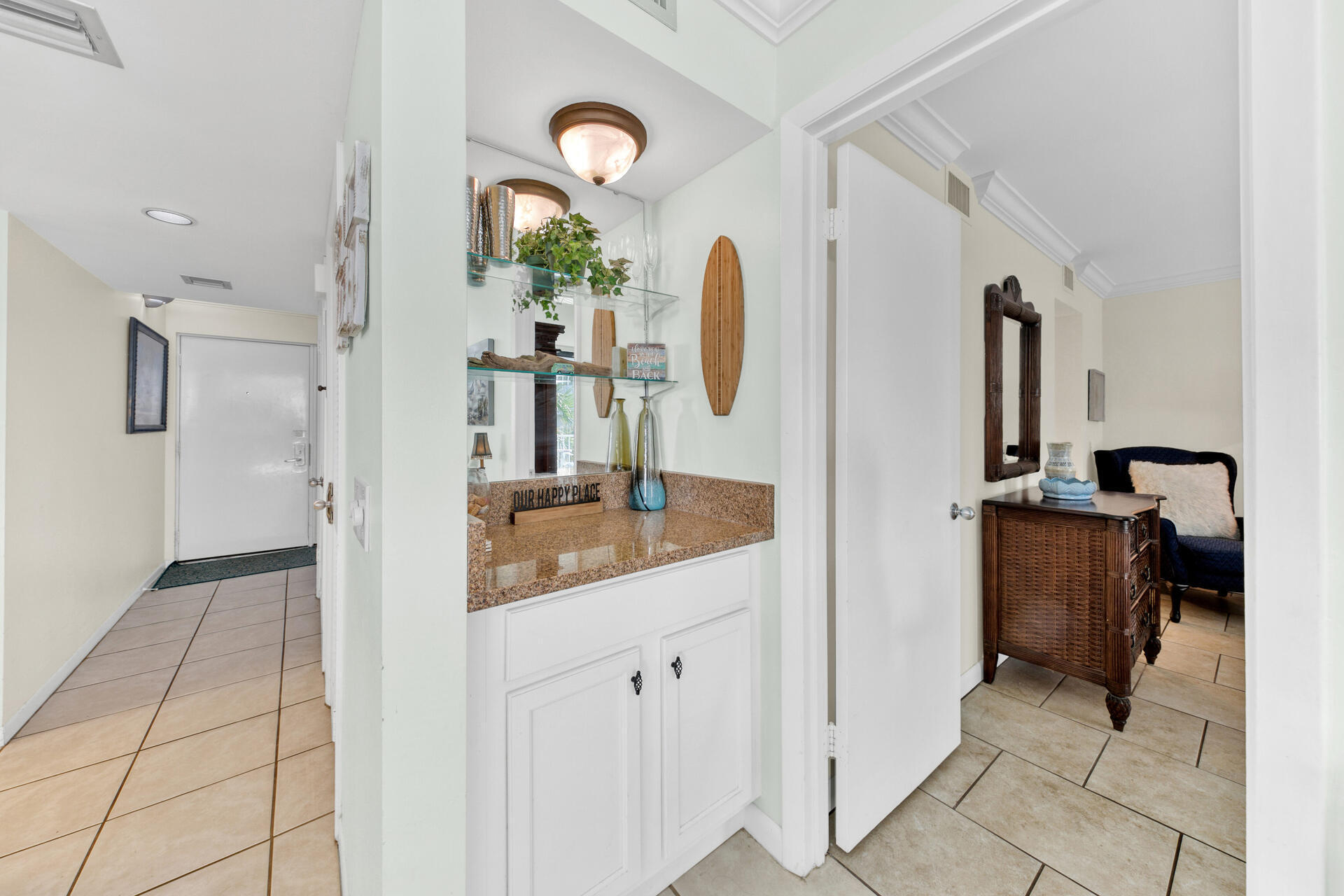 MAINSAIL CONDO PH 1 - Residential