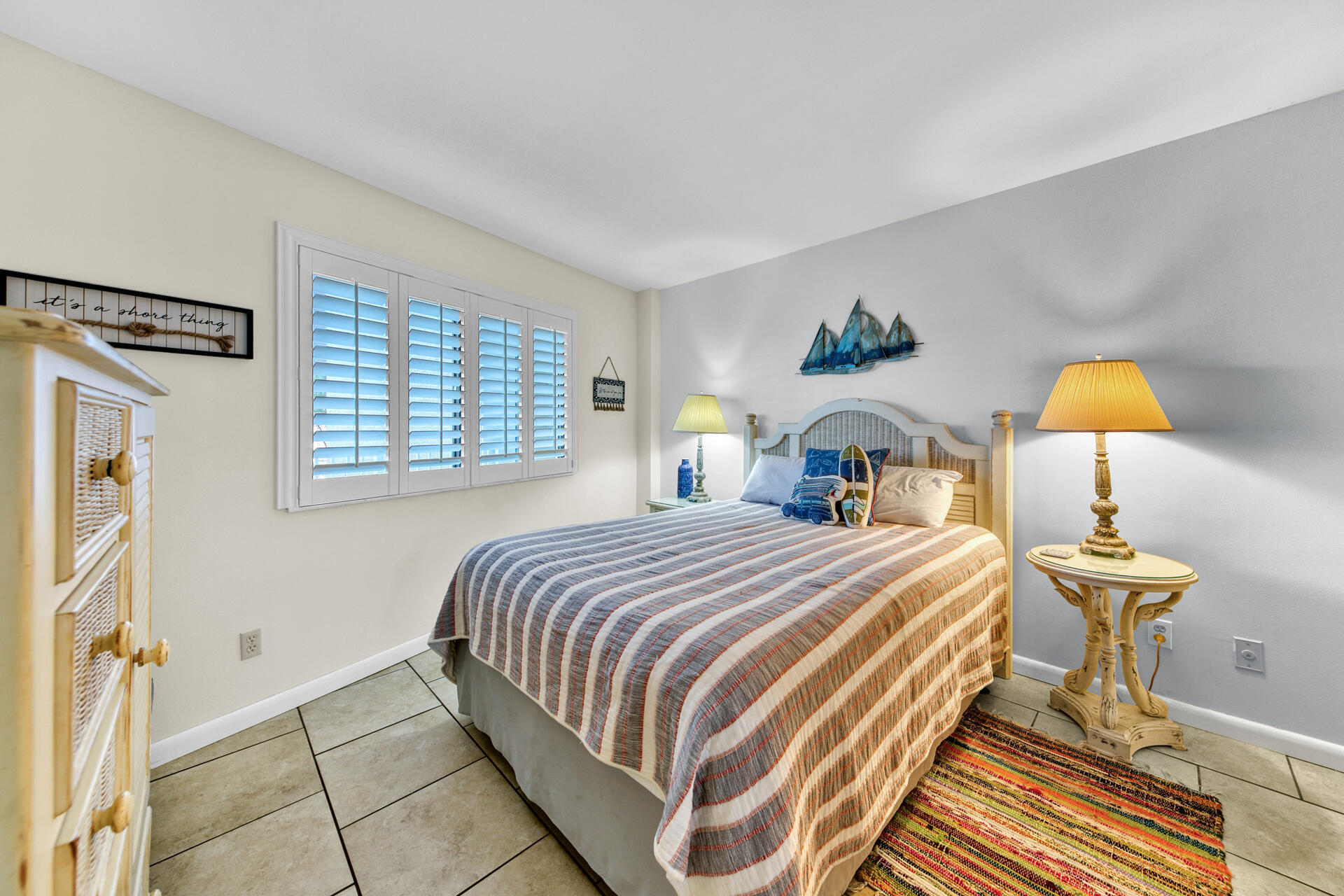 MAINSAIL CONDO PH 1 - Residential