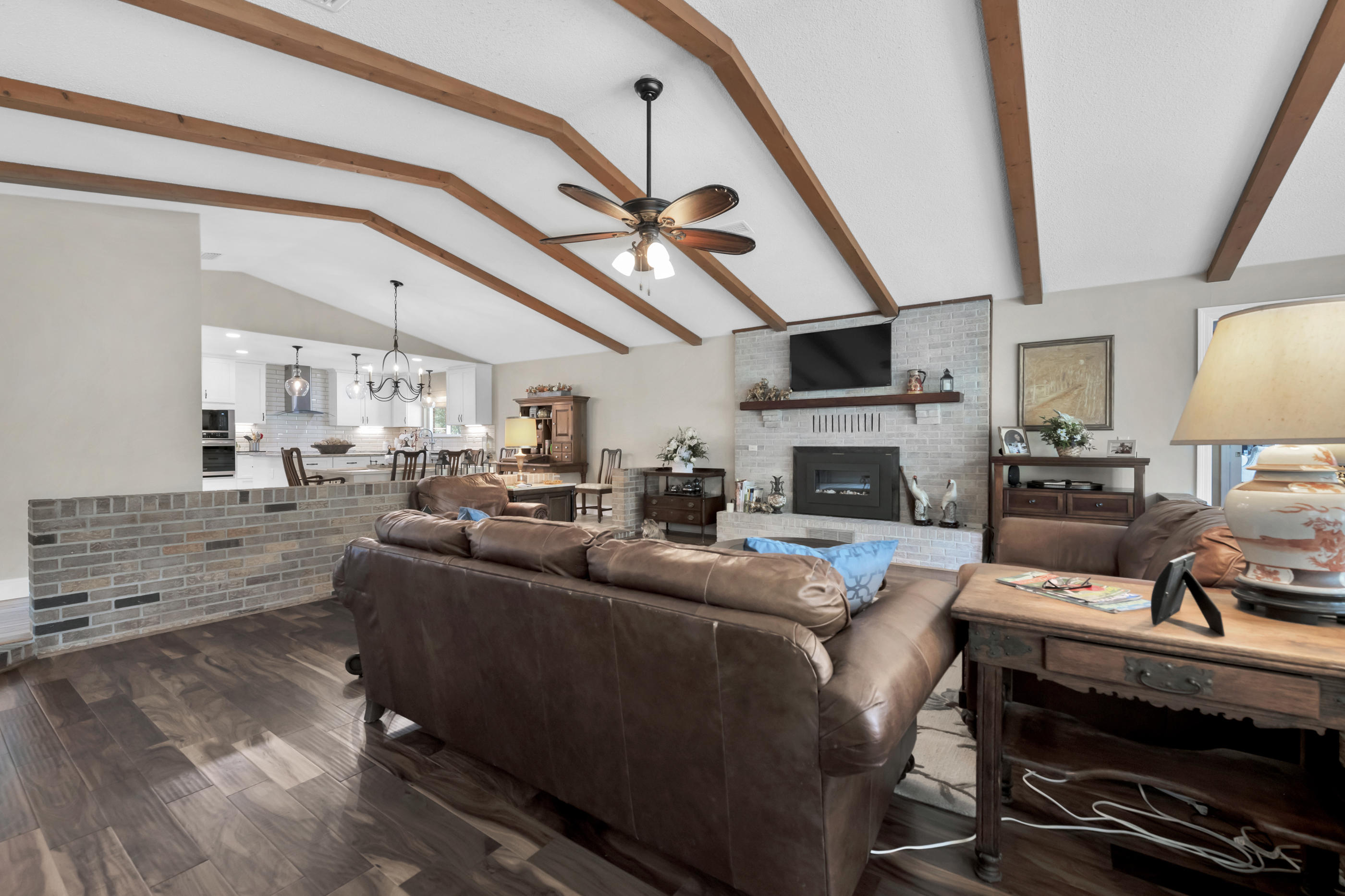 LAKE PIPPIN - Residential