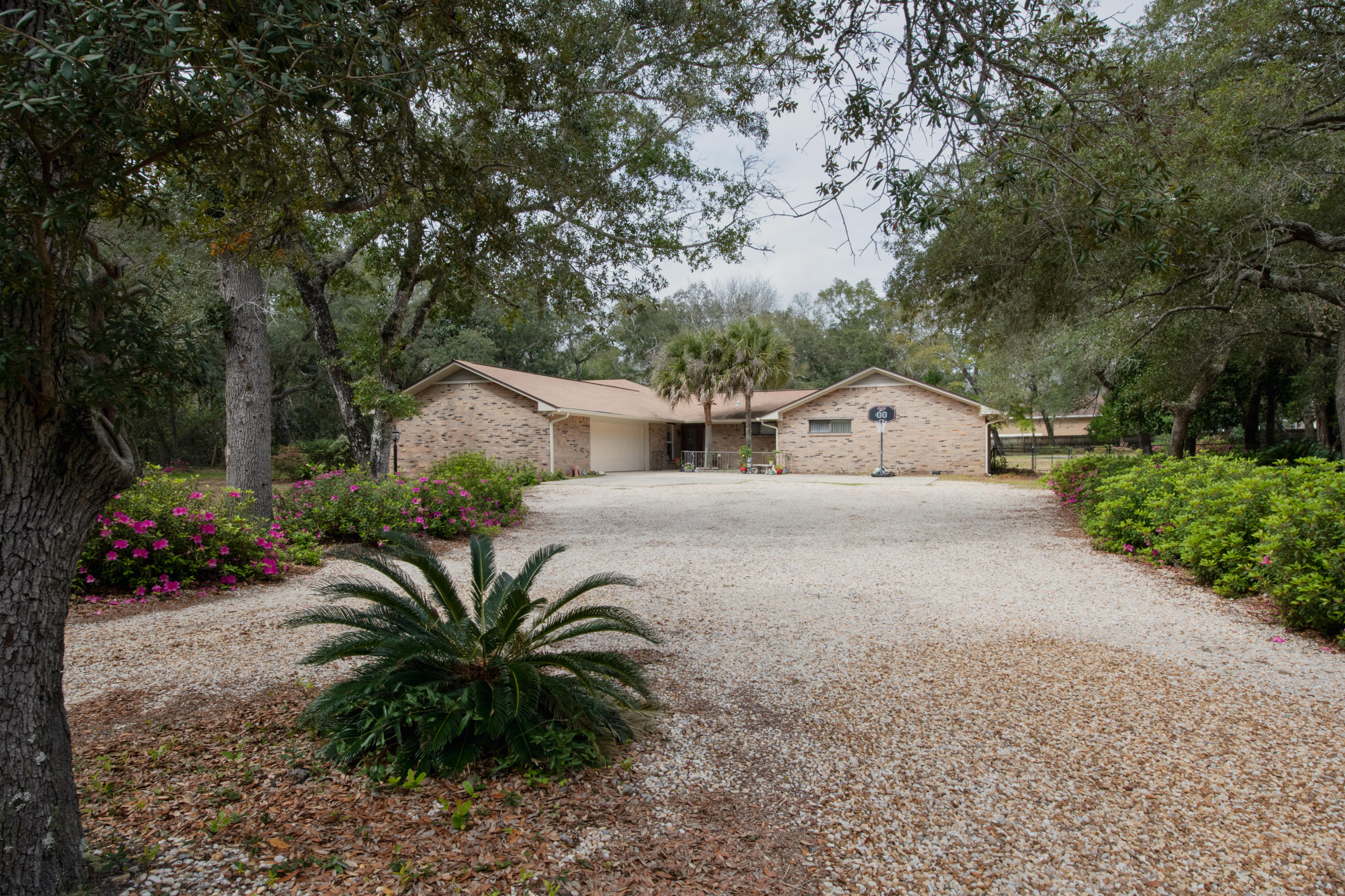 LAKE PIPPIN - Residential