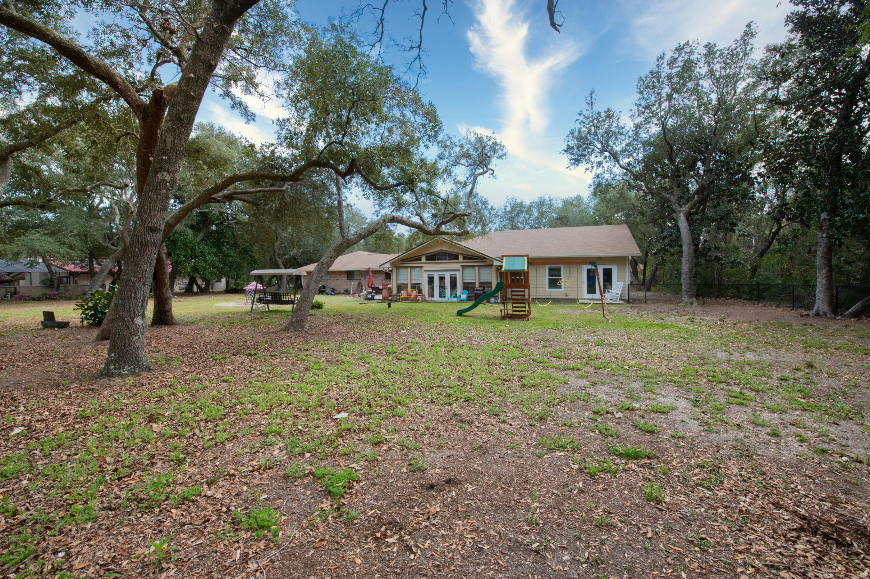 LAKE PIPPIN - Residential