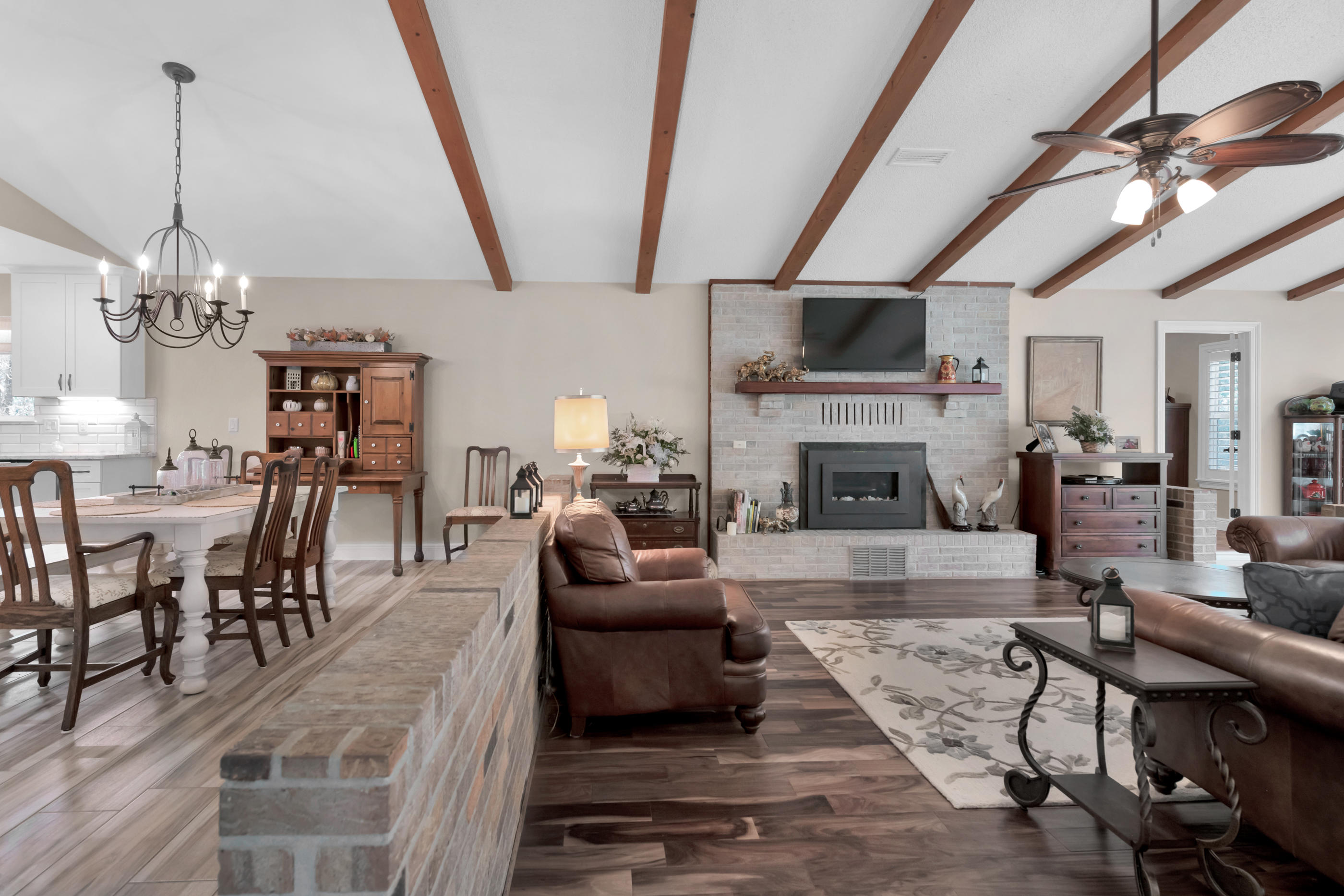 LAKE PIPPIN - Residential