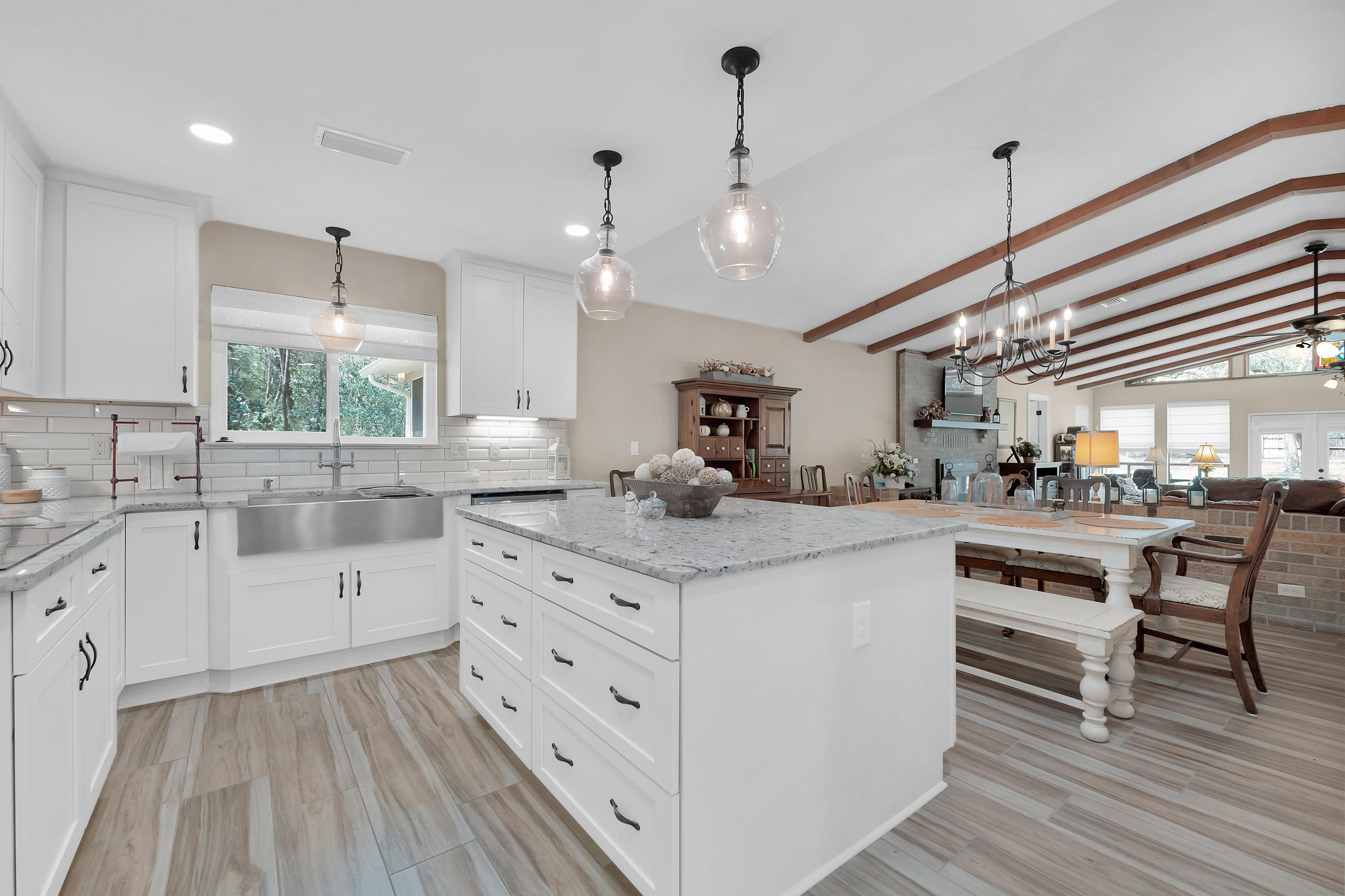 LAKE PIPPIN - Residential