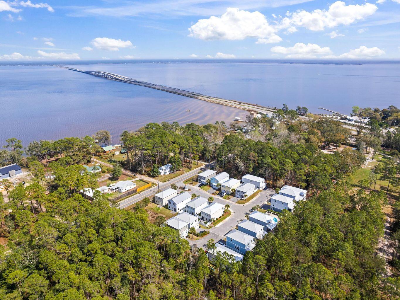 LIGHTHOUSE POINTE - Residential