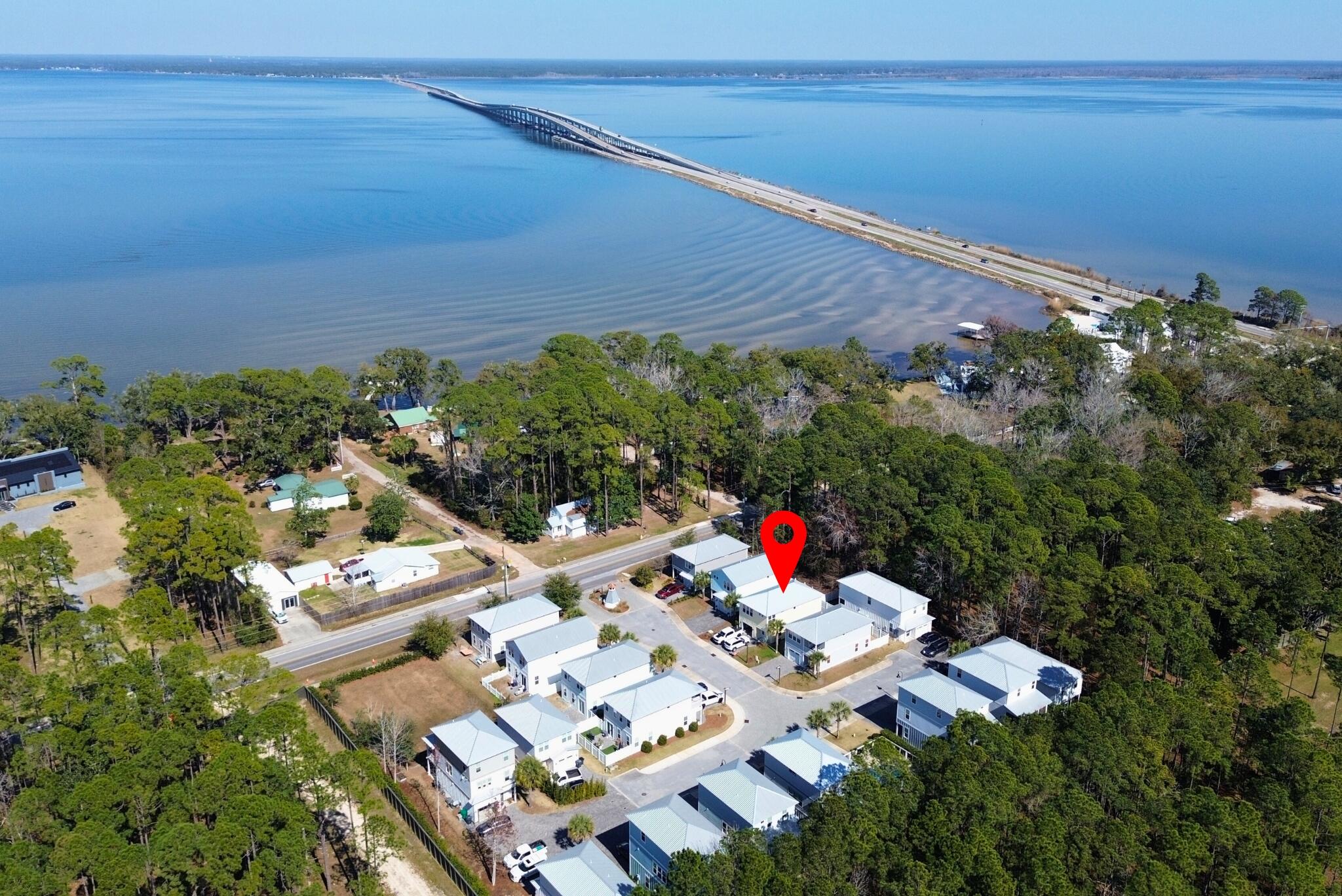 LIGHTHOUSE POINTE - Residential