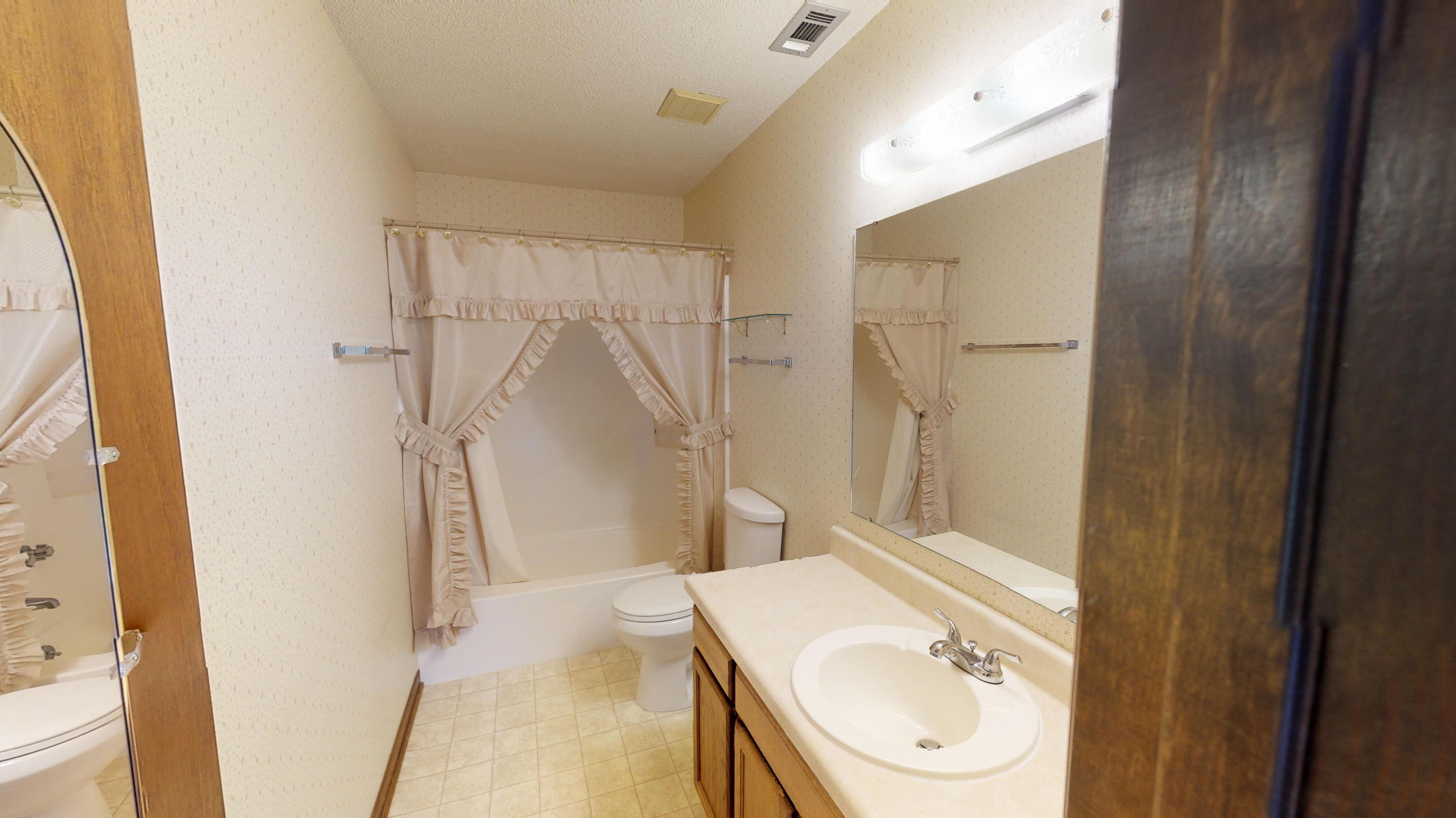 HIDDEN TRAILS PH 1 - Residential