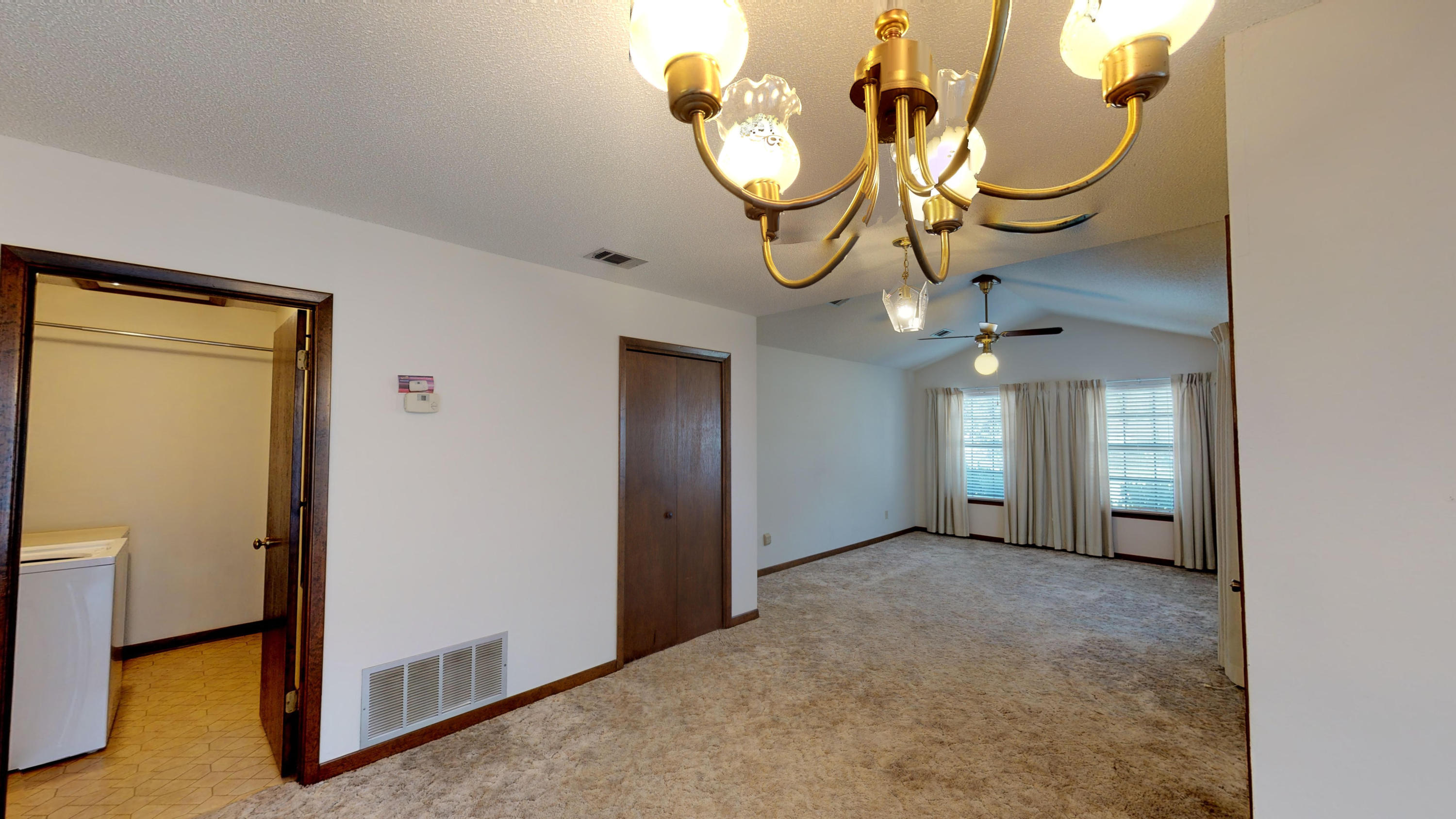 HIDDEN TRAILS PH 1 - Residential