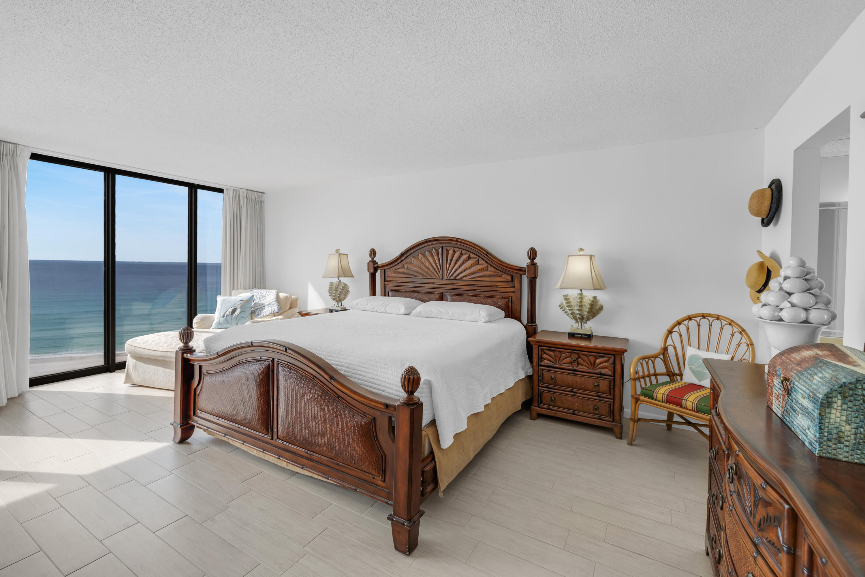 EDGEWATER TOWER 1A CONDO - Residential