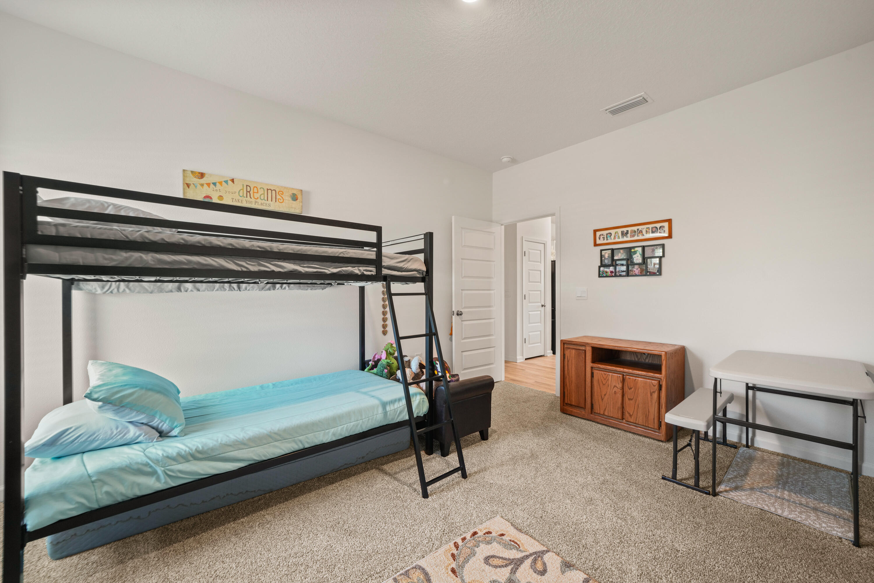 Owl's Head East - Residential