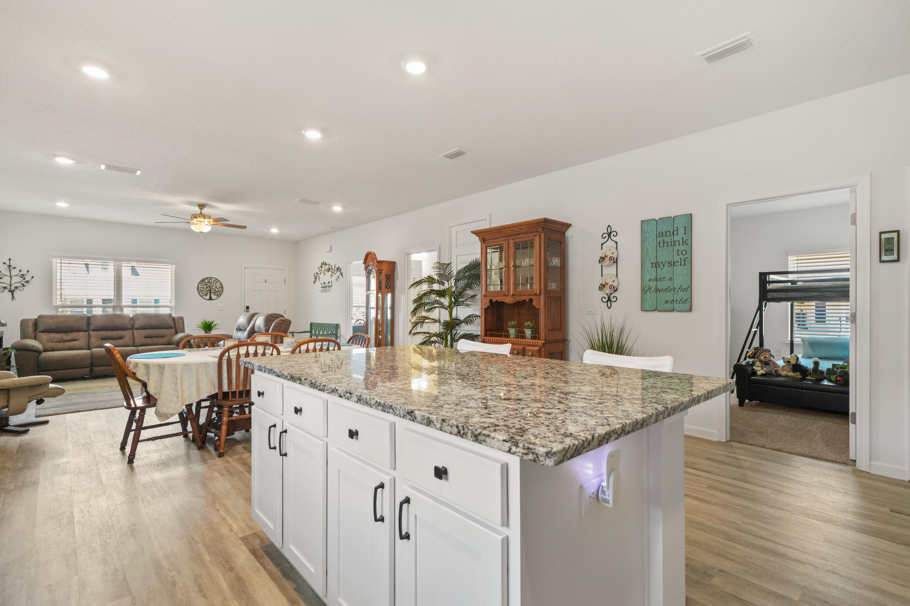 Owl's Head East - Residential