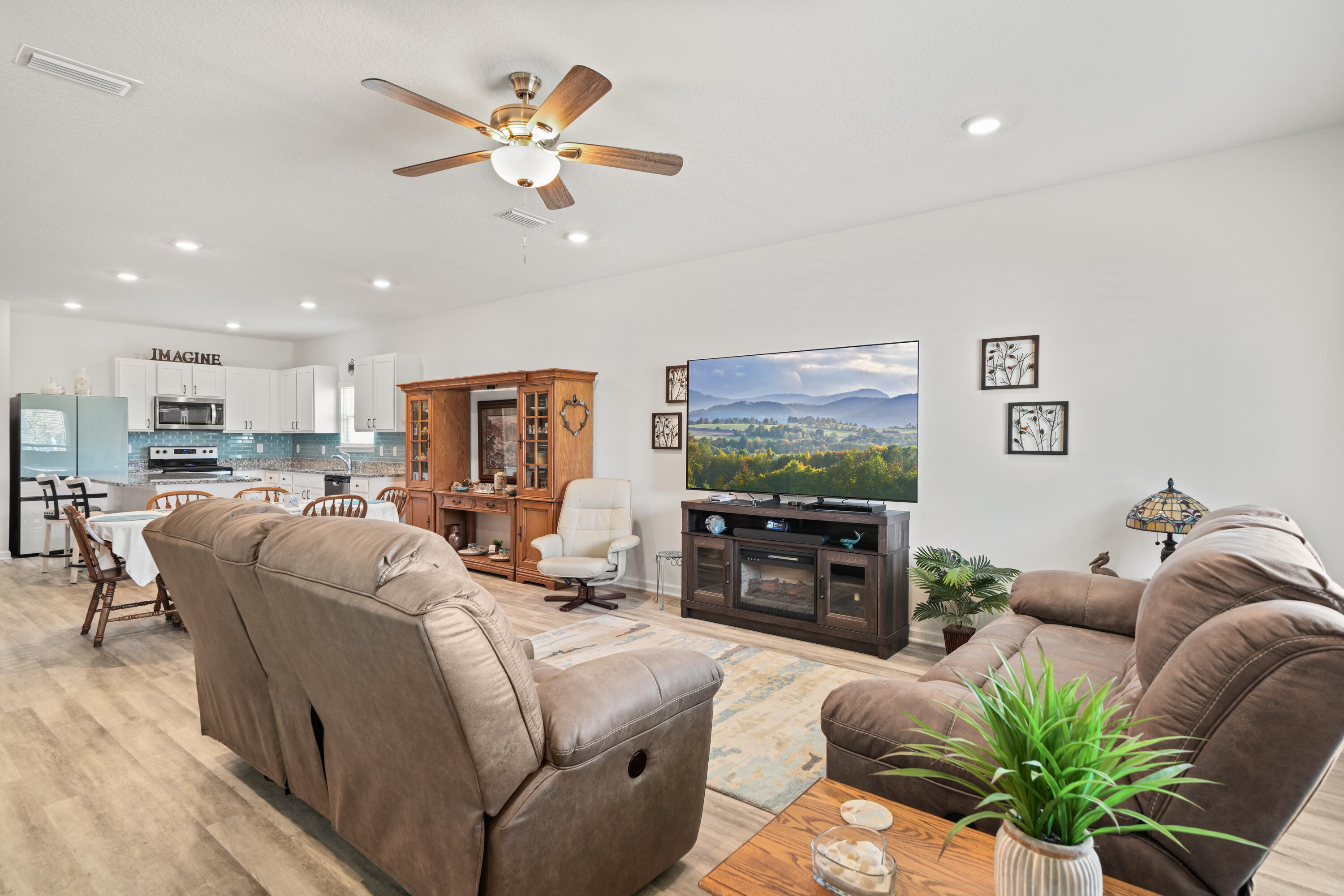 Owl's Head East - Residential