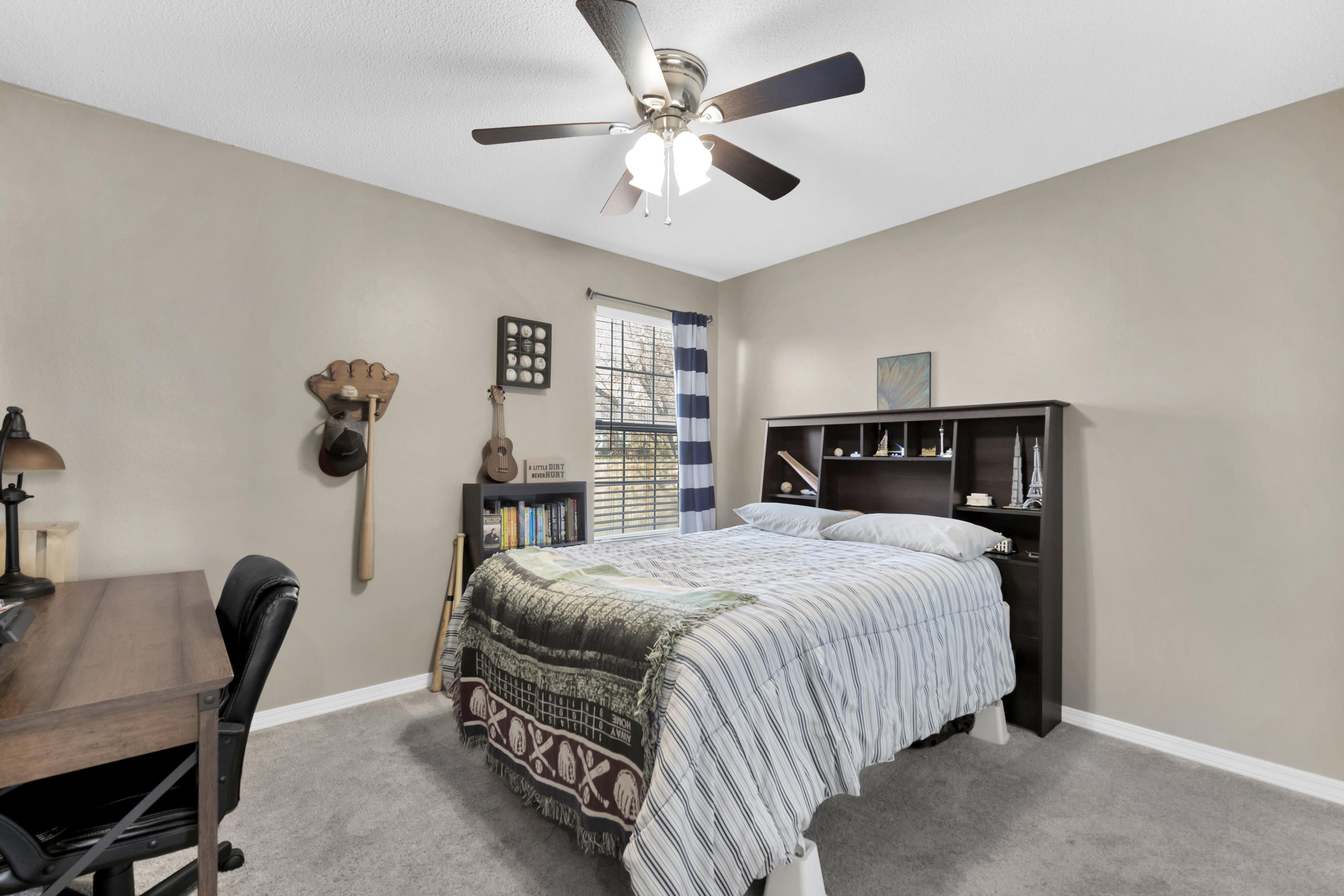 QUAYSIDE VILLAGE - Residential