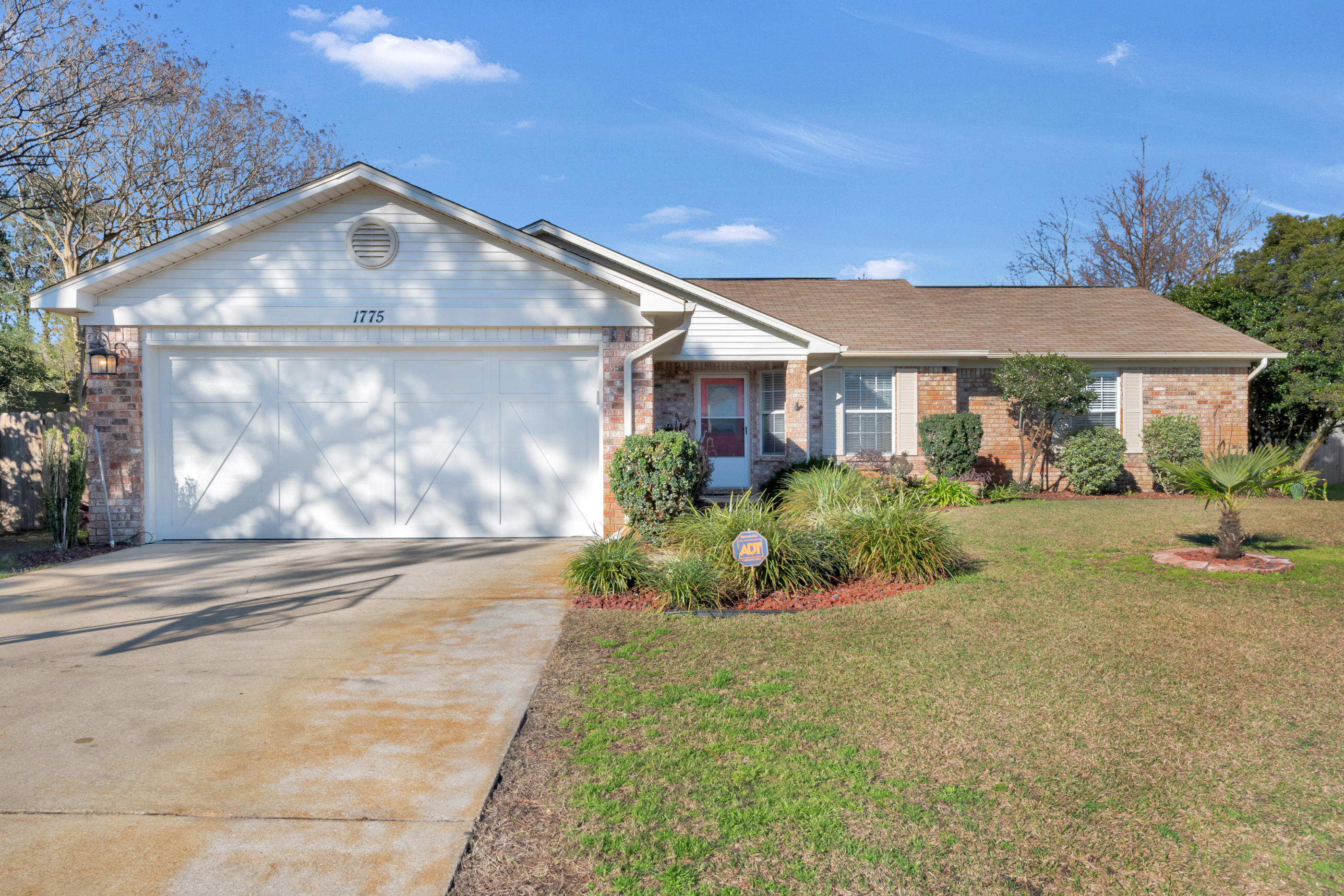 QUAYSIDE VILLAGE - Residential