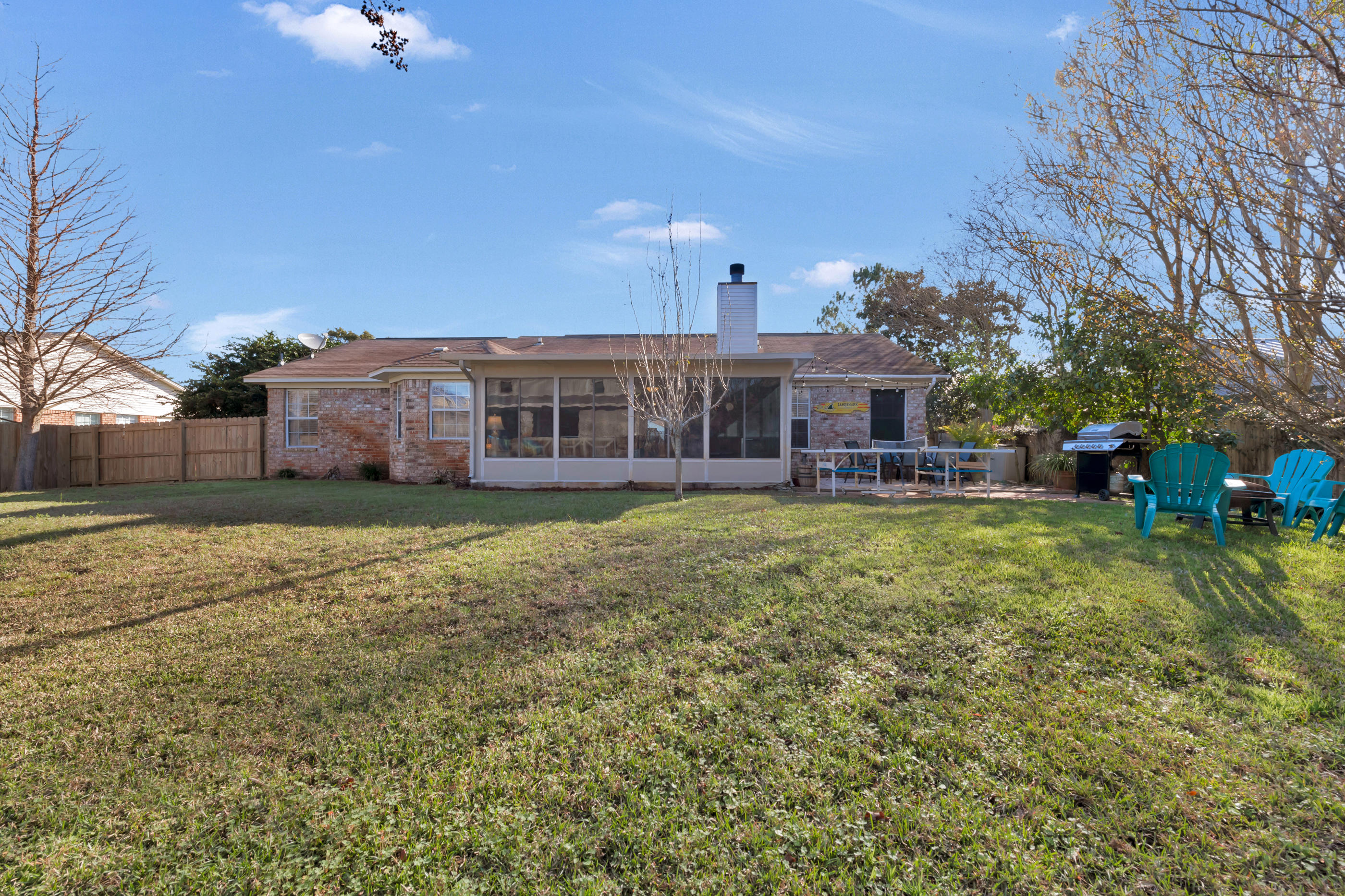 QUAYSIDE VILLAGE - Residential