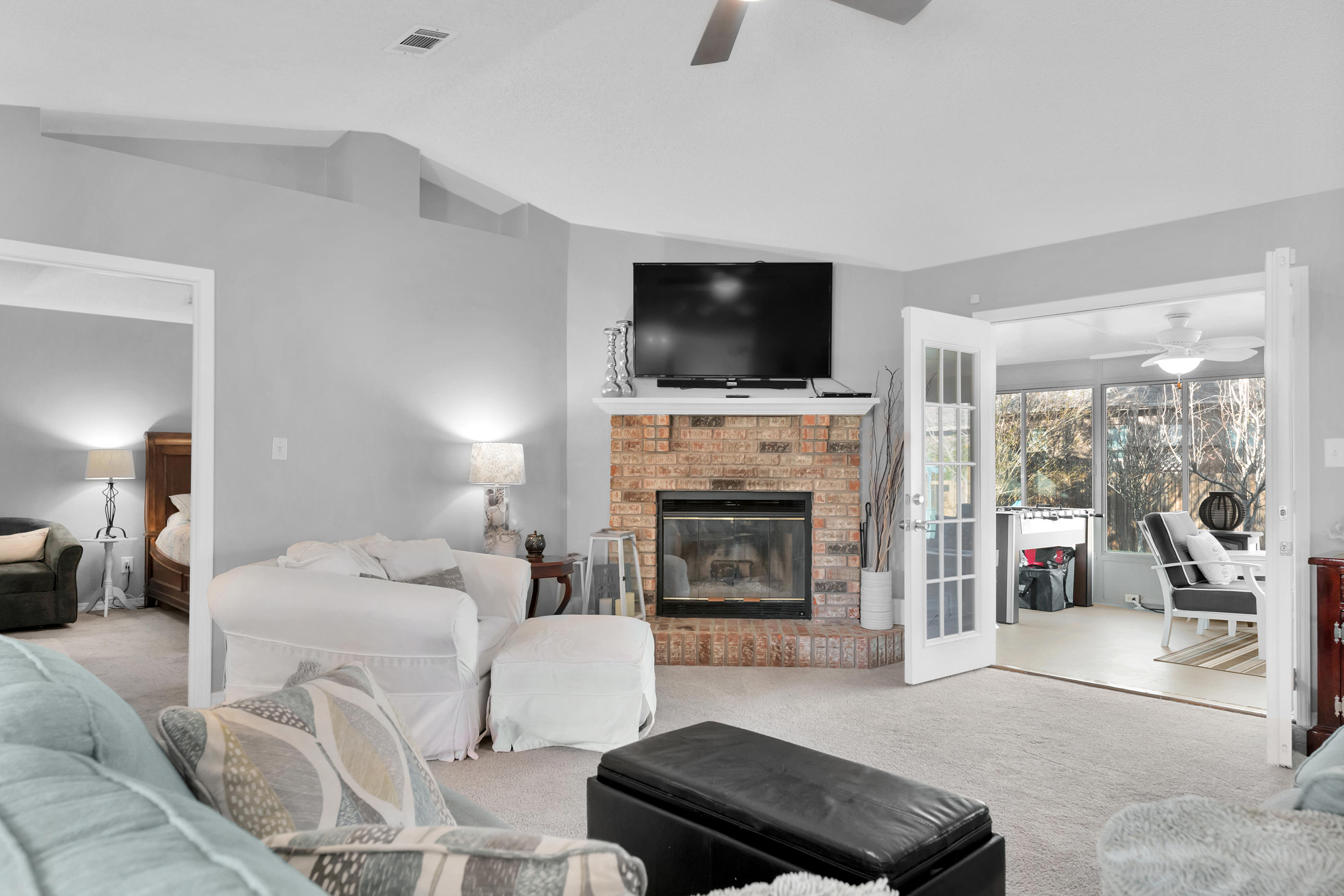 QUAYSIDE VILLAGE - Residential