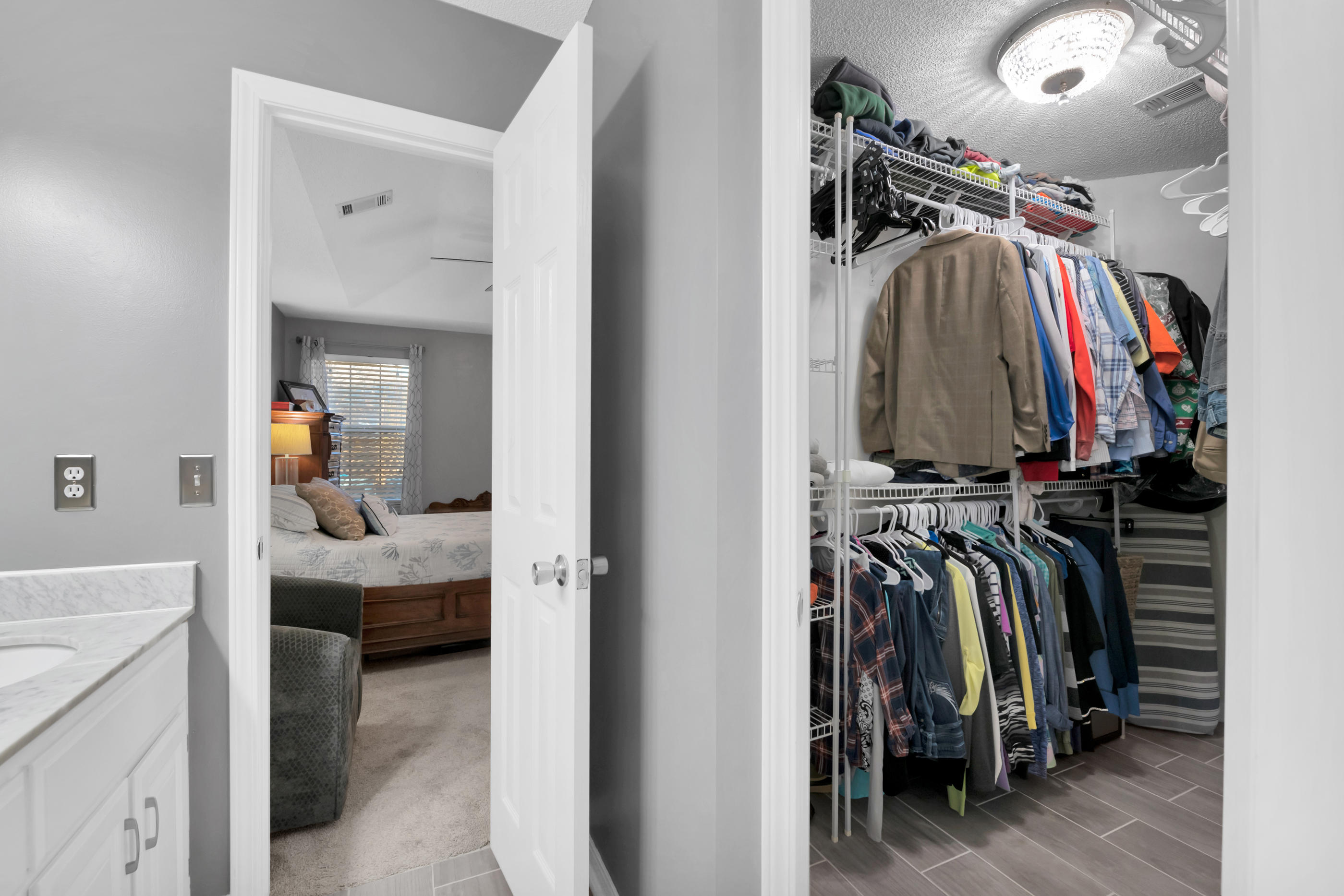 QUAYSIDE VILLAGE - Residential