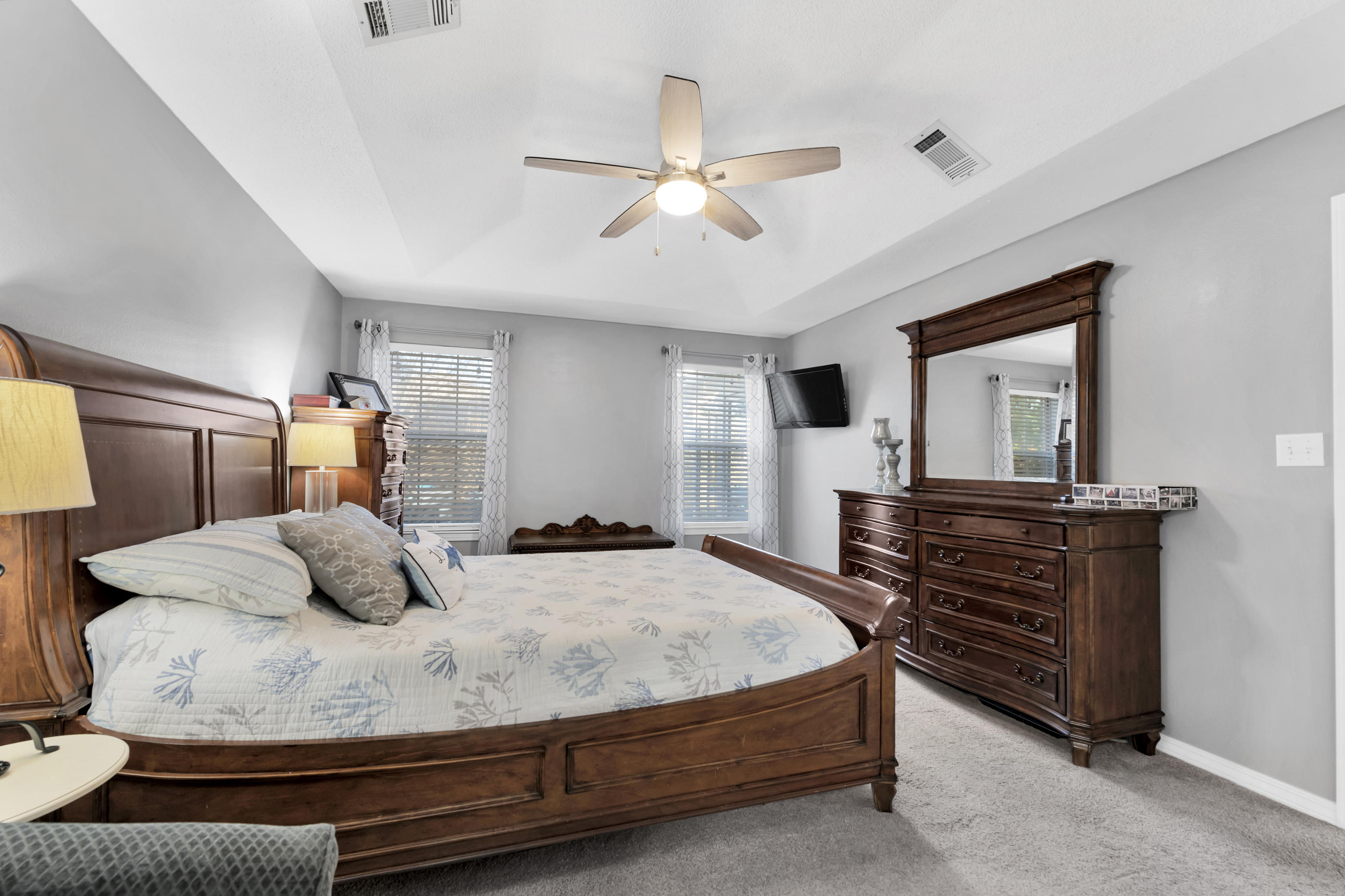 QUAYSIDE VILLAGE - Residential