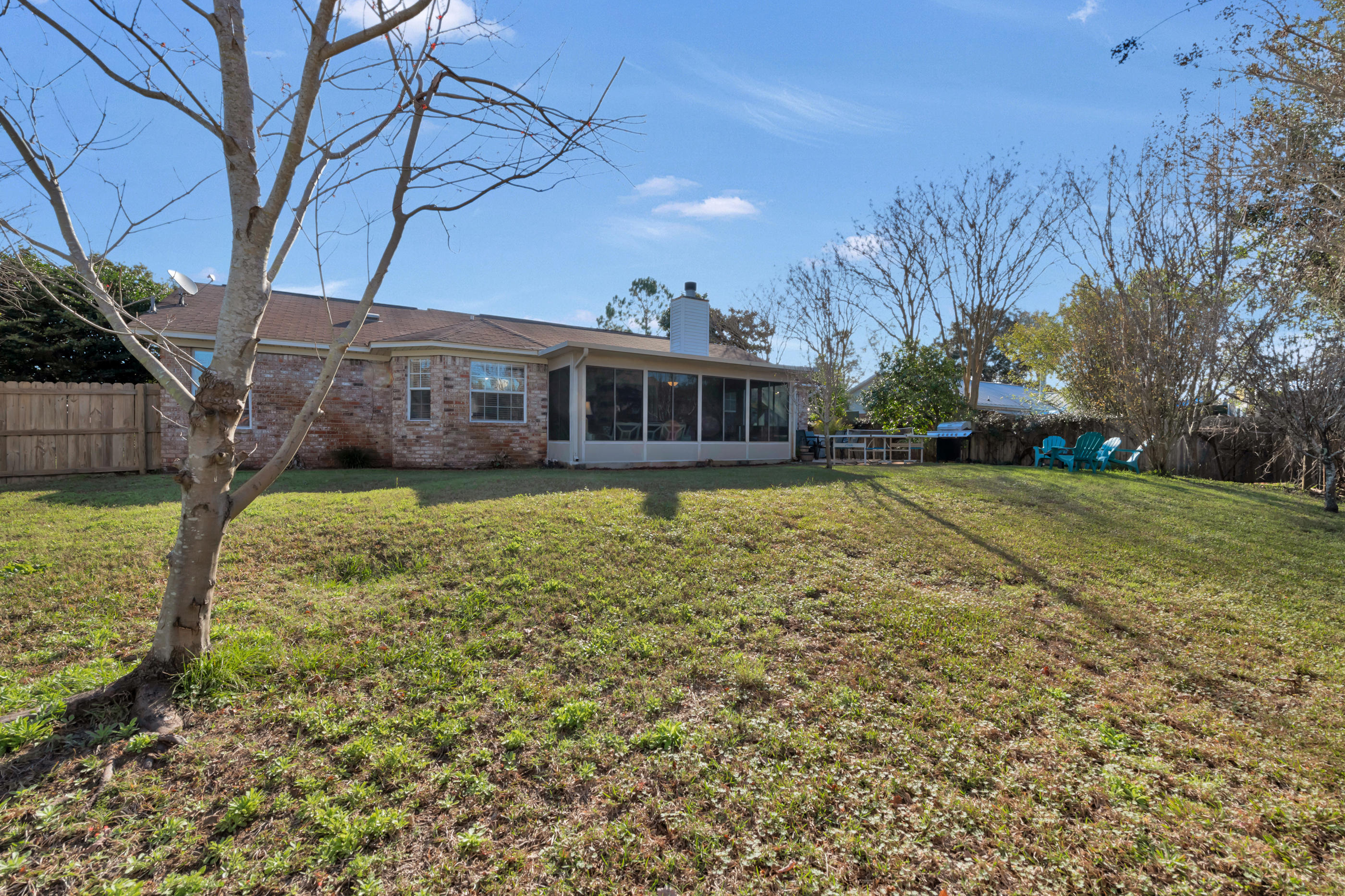 QUAYSIDE VILLAGE - Residential