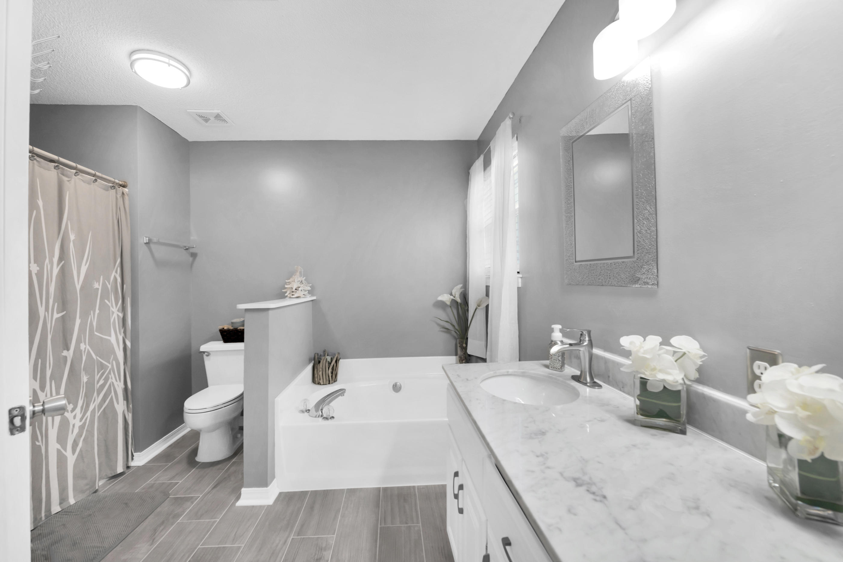 QUAYSIDE VILLAGE - Residential