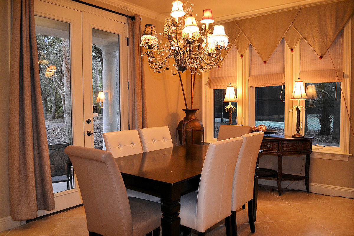 GULF PLACE COURTYARDS - Residential