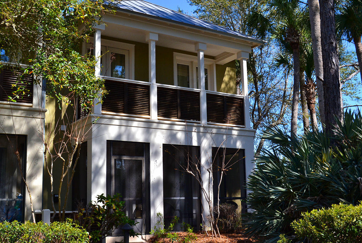 GULF PLACE COURTYARDS - Residential
