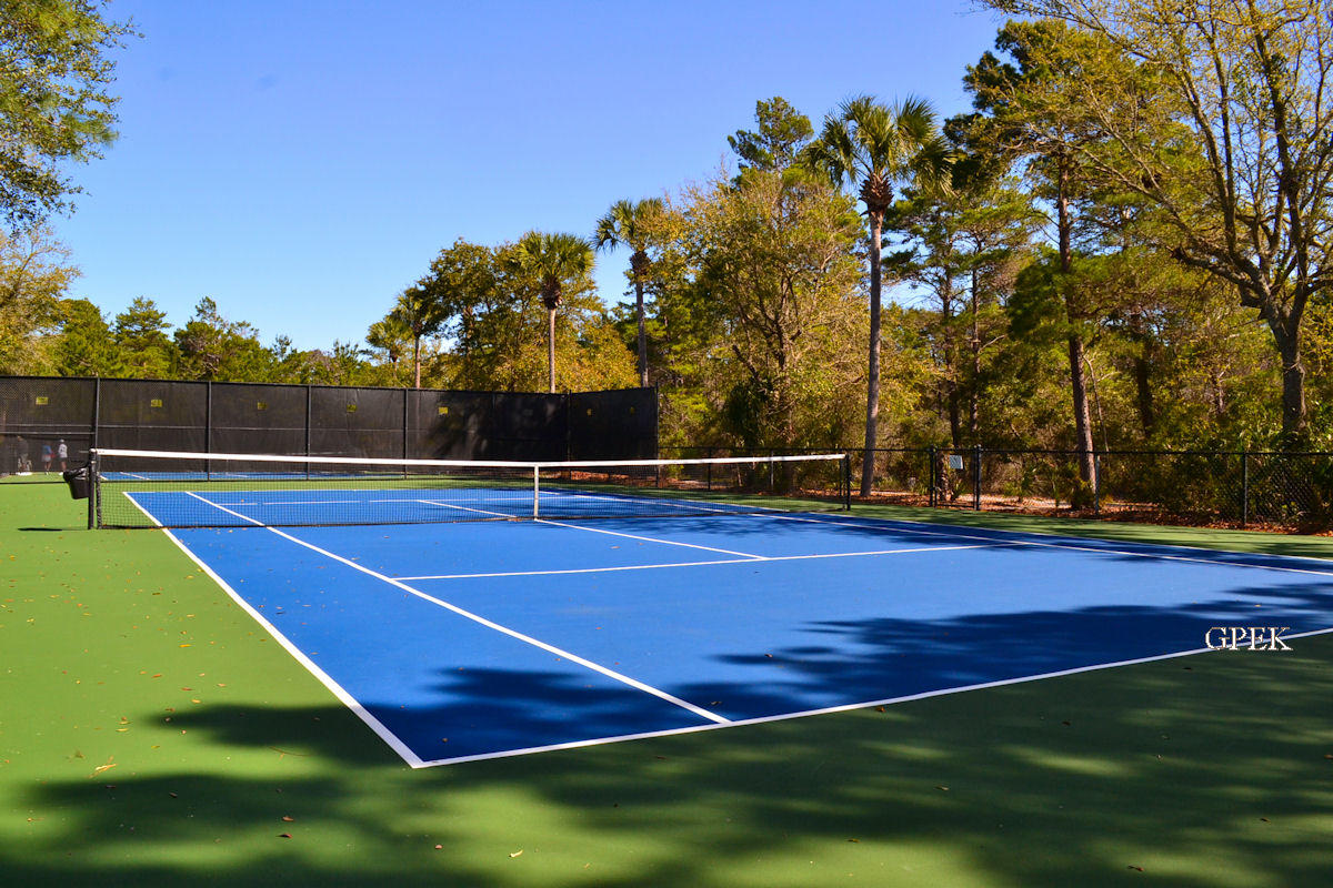 GULF PLACE COURTYARDS - Residential