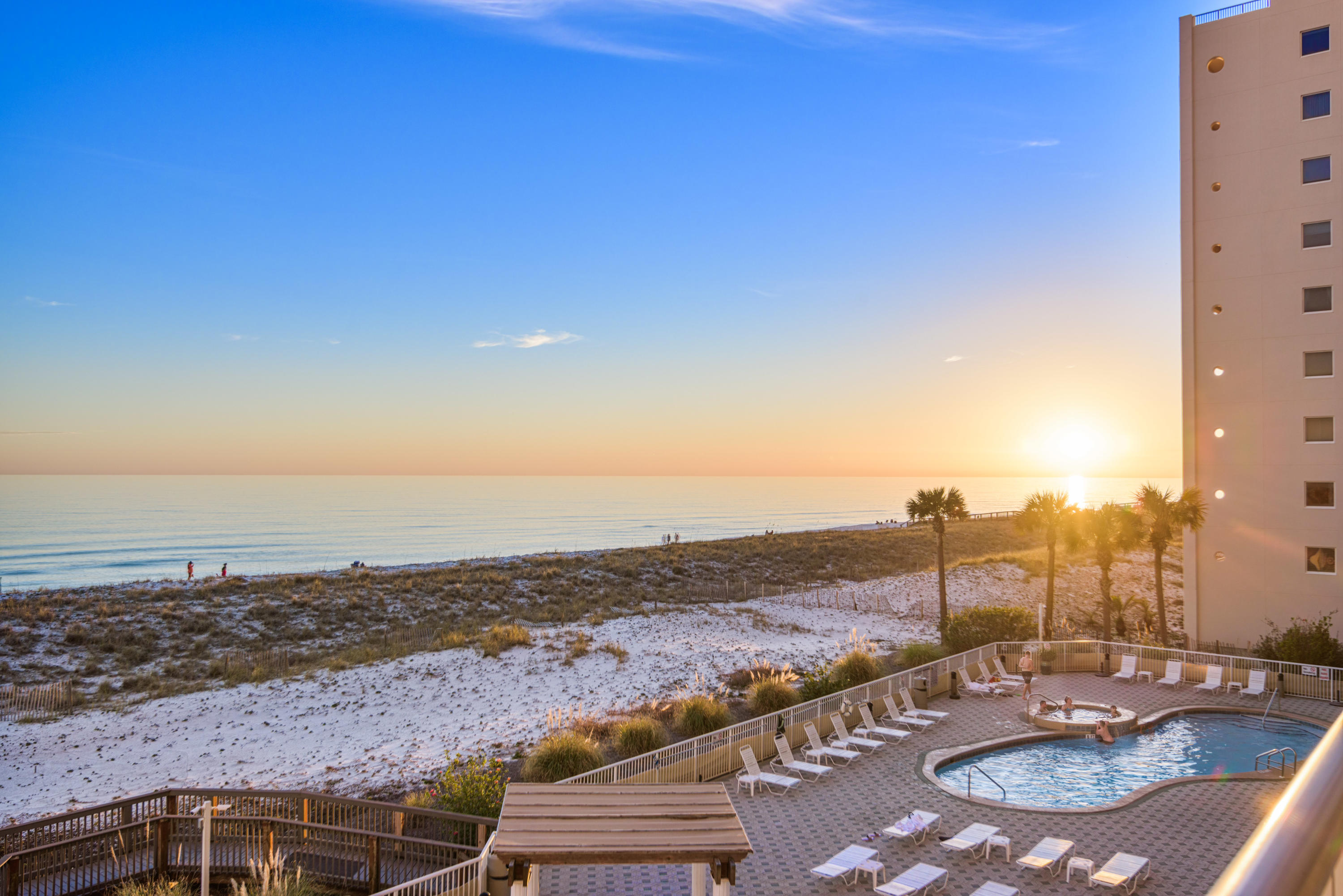 SUMMERWIND CONDOS - Residential