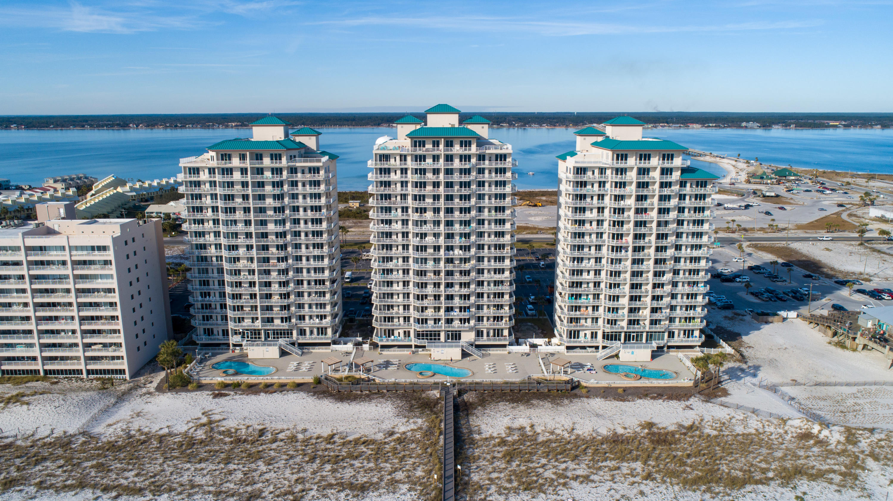 SUMMERWIND CONDOS - Residential