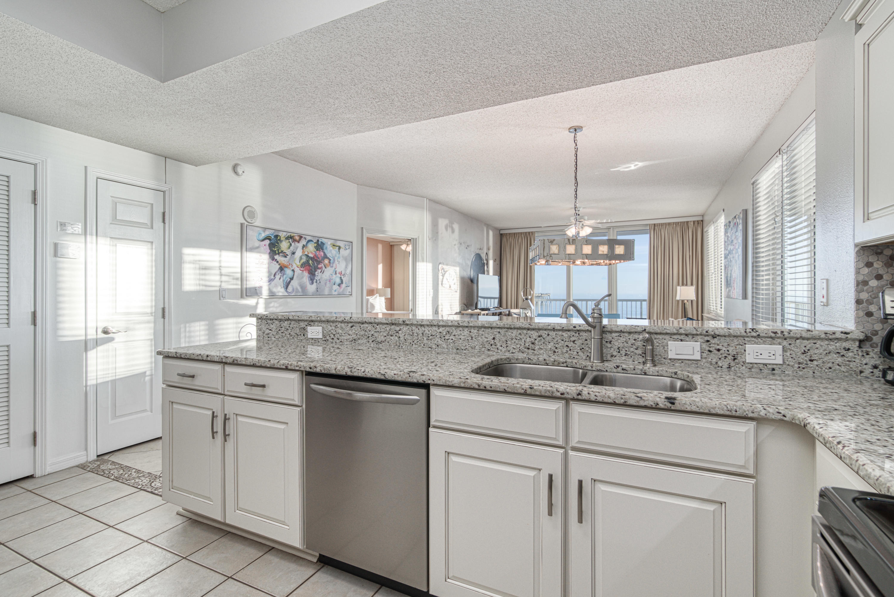 SUMMERWIND CONDOS - Residential