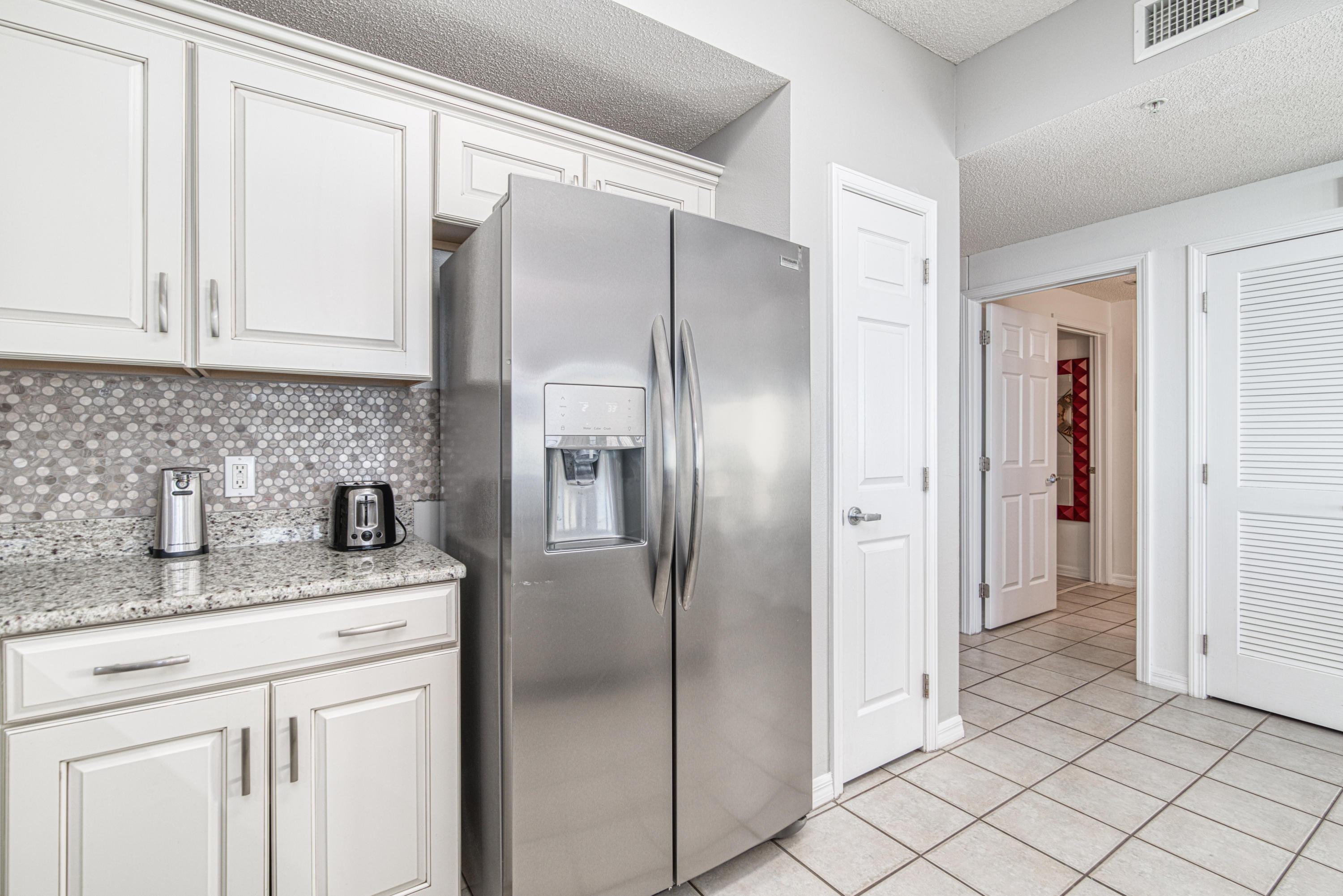 SUMMERWIND CONDOS - Residential