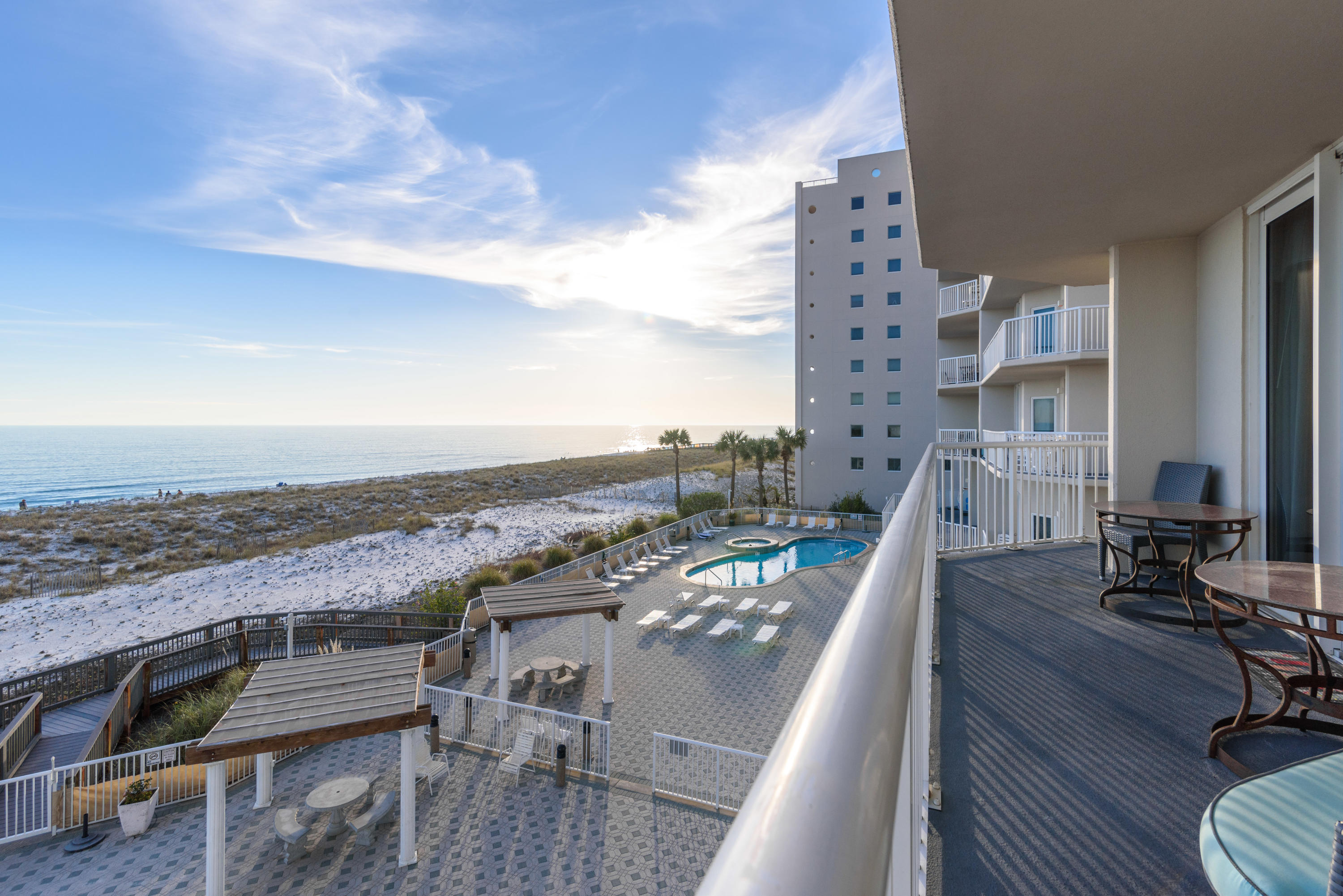 SUMMERWIND CONDOS - Residential