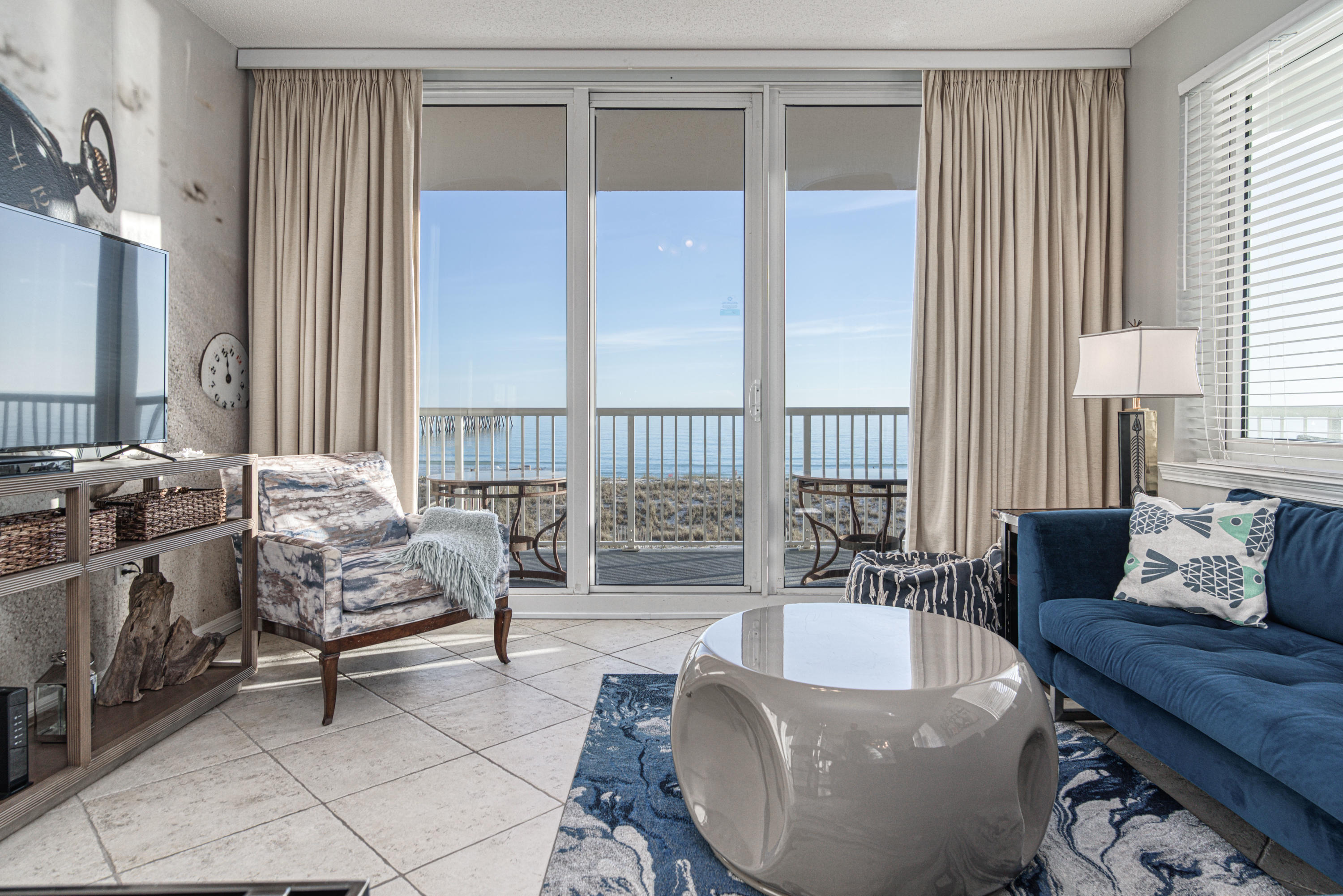 SUMMERWIND CONDOS - Residential